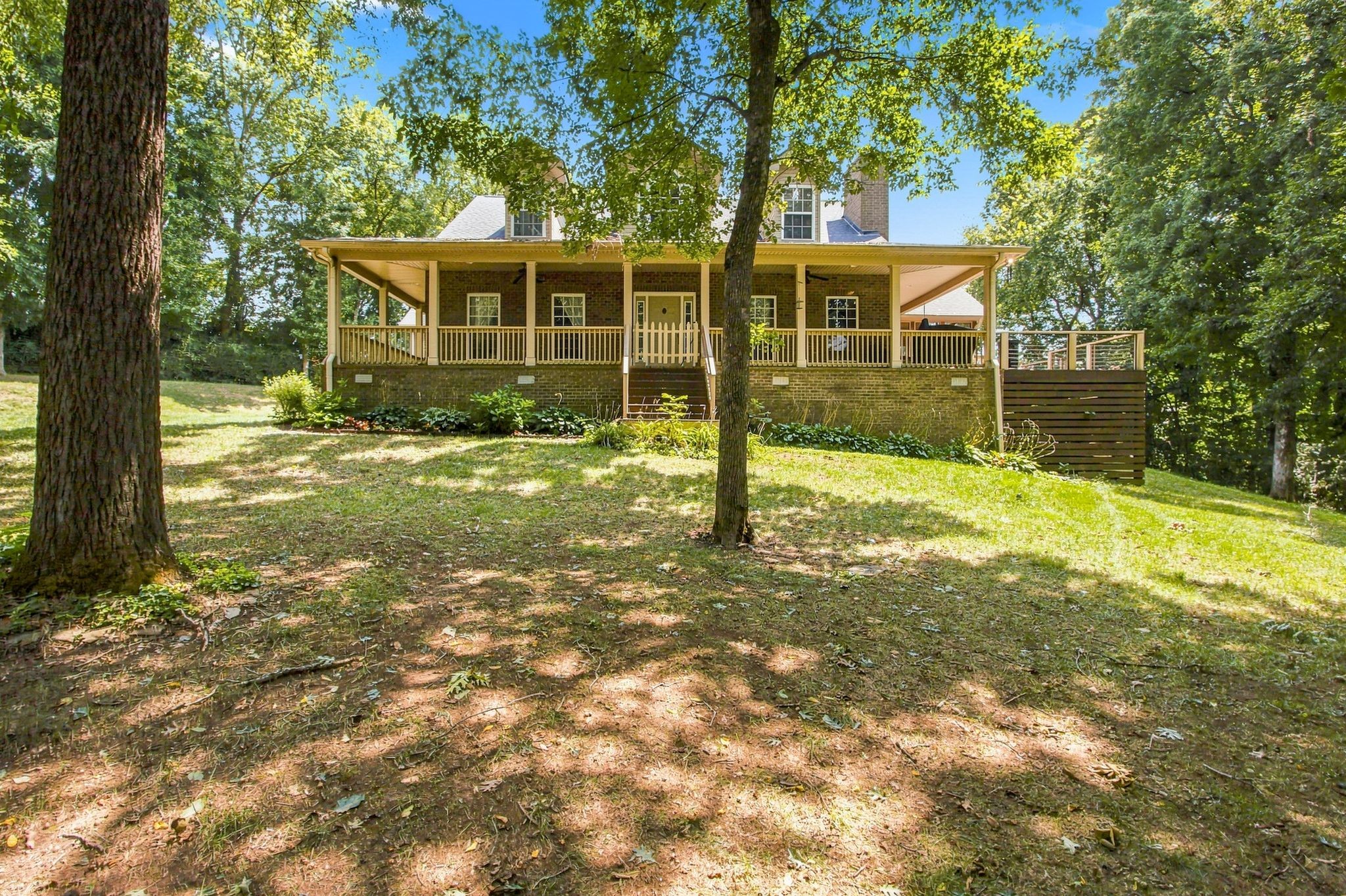 125 Carr Dr