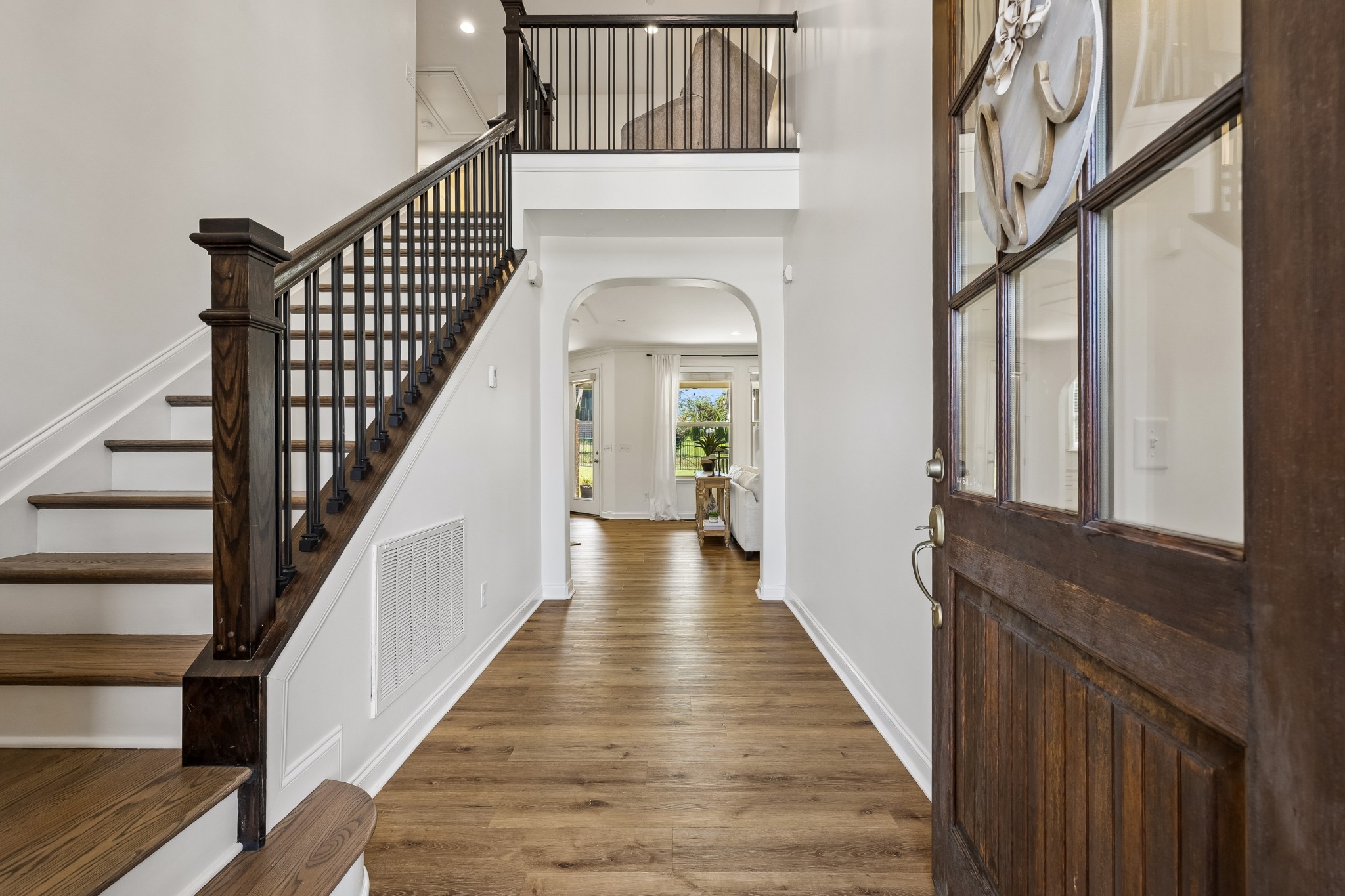 2112 Belsford Dr
