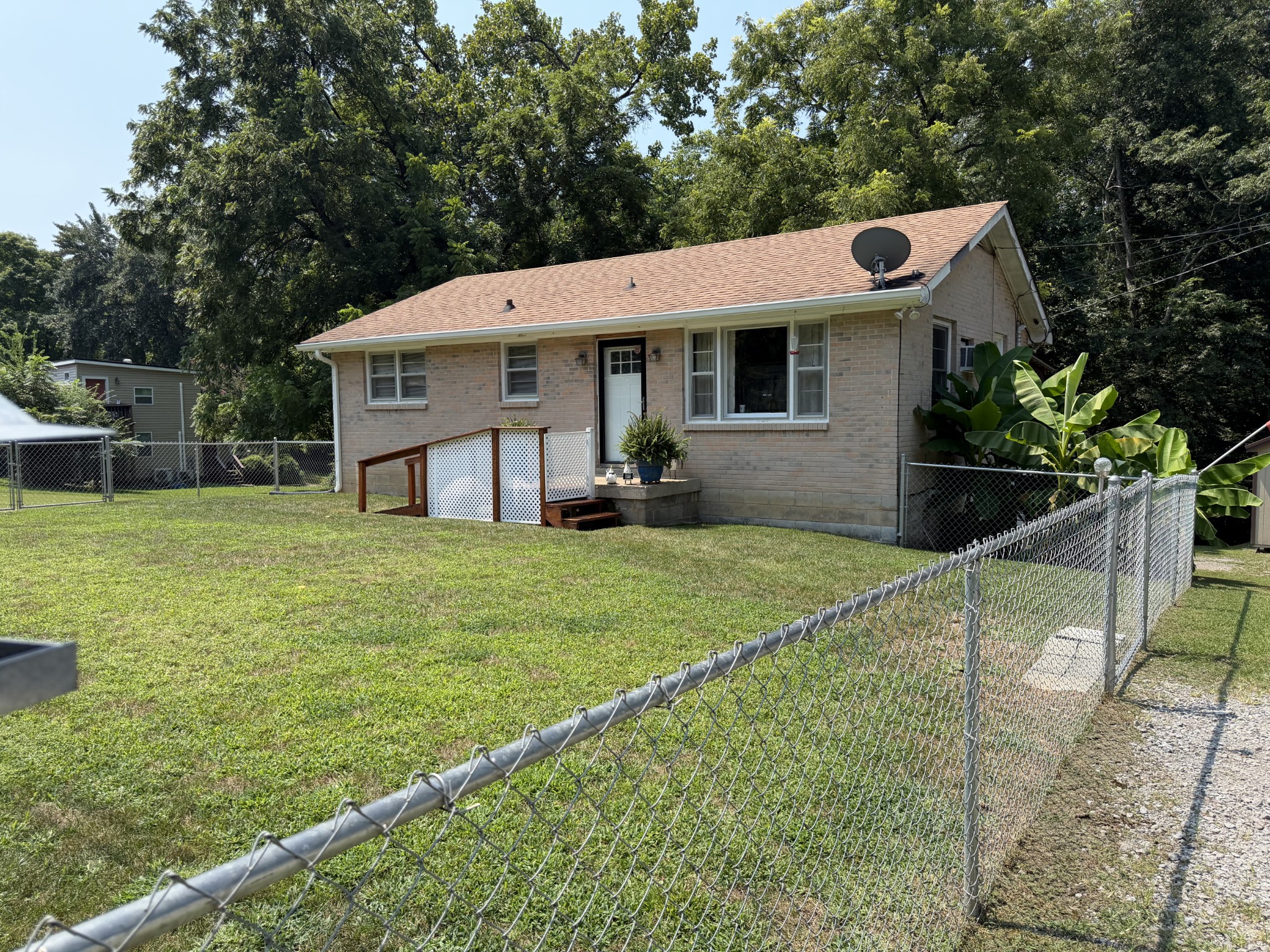 124 Joyce Ln