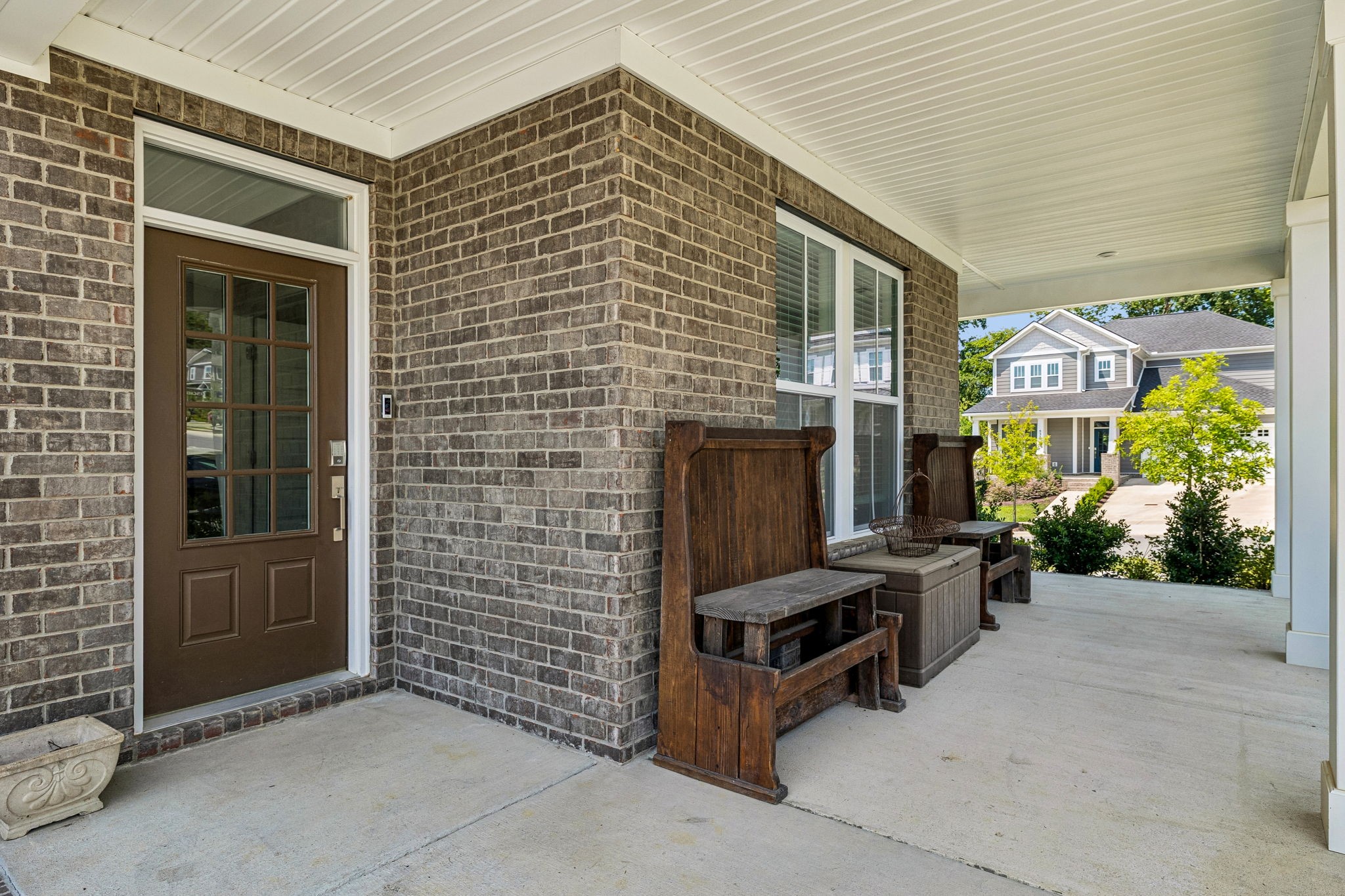 700 Tischer Dr