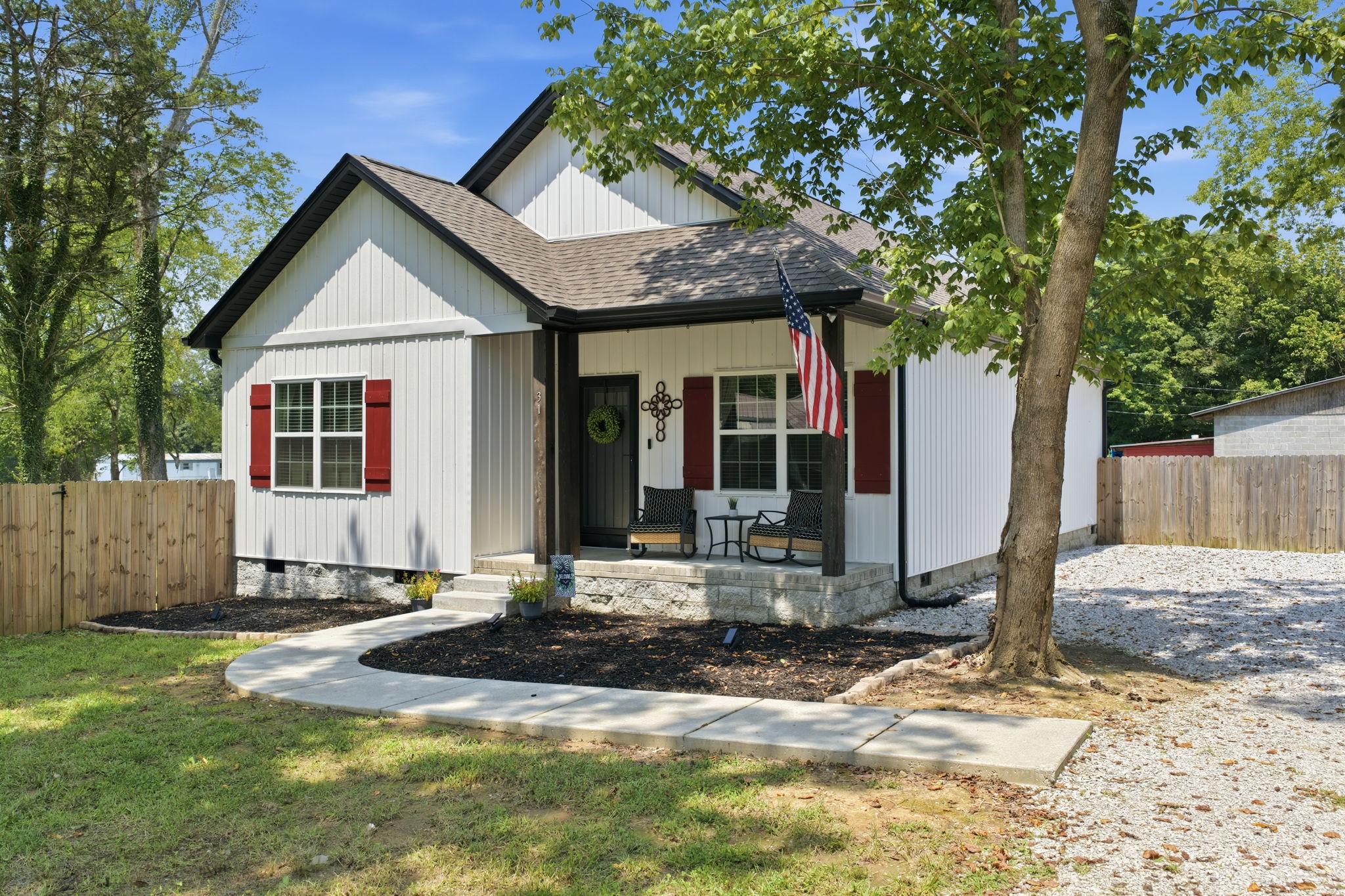 31 Honey Ln
