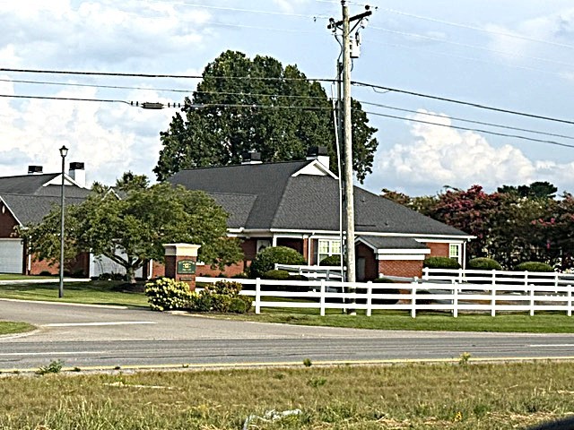 102 Horseshoe Ct