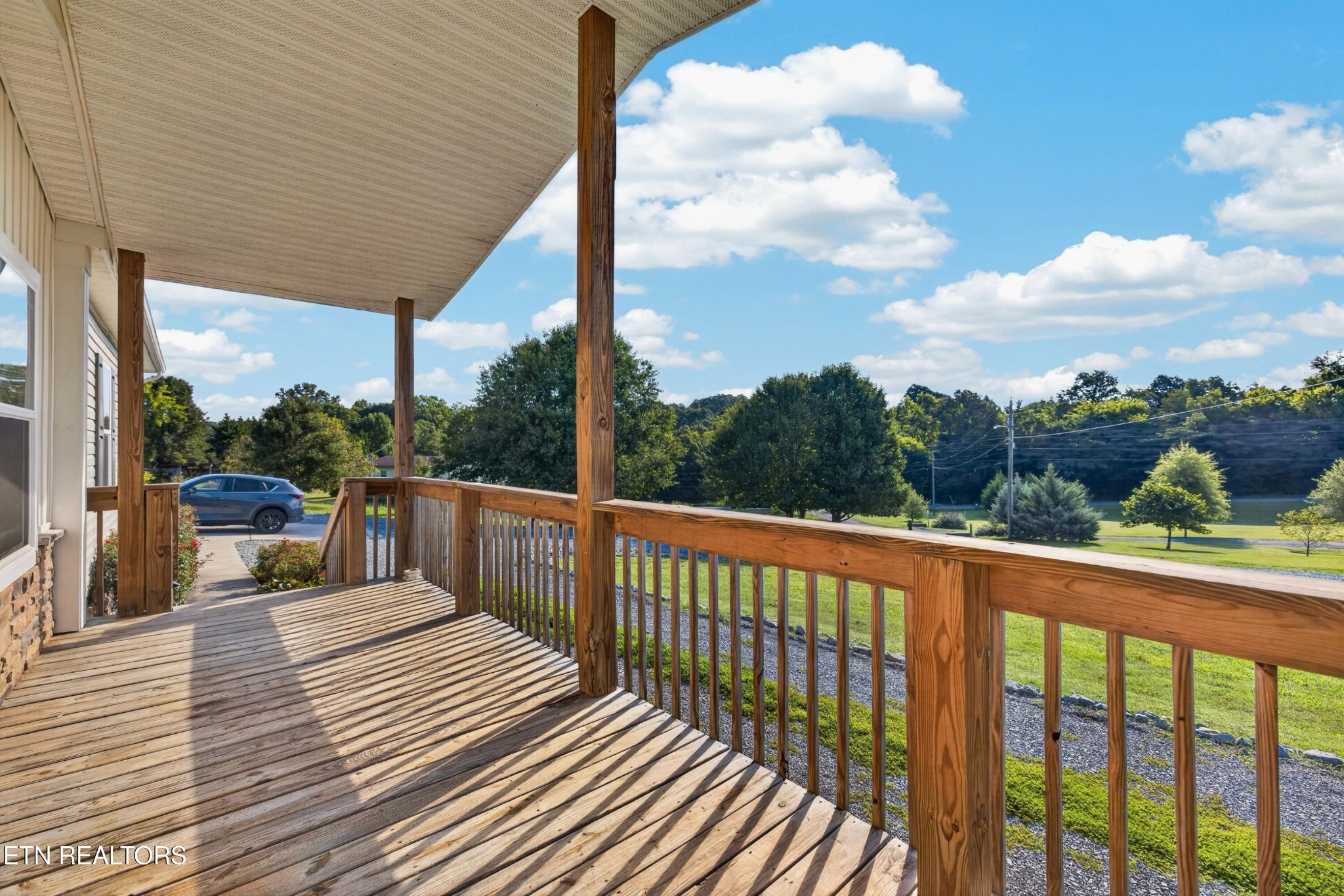 211 S Springview Rd