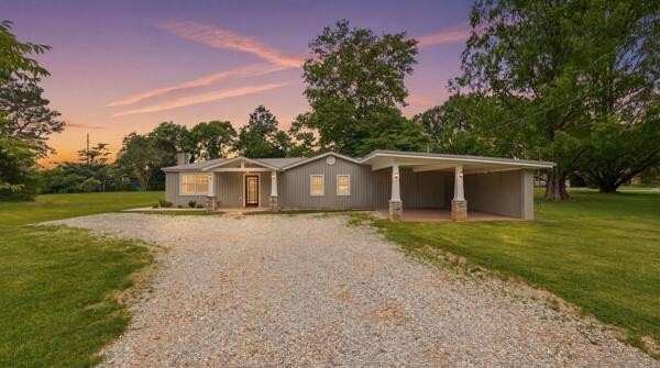 1522 Holders Cove Road