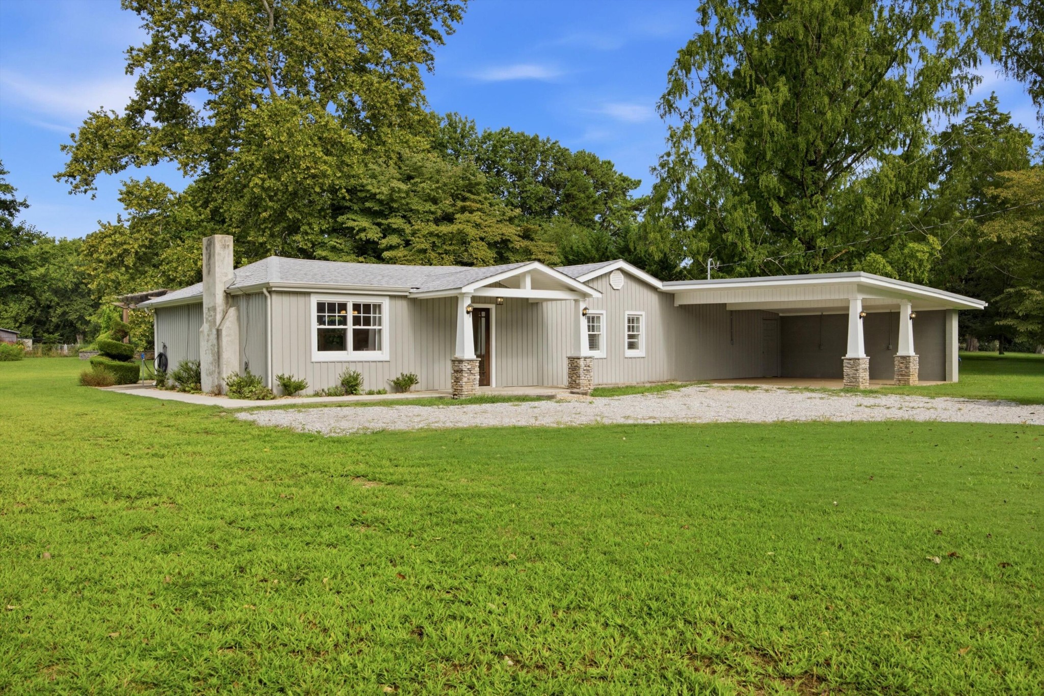 1522 Holders Cove Road