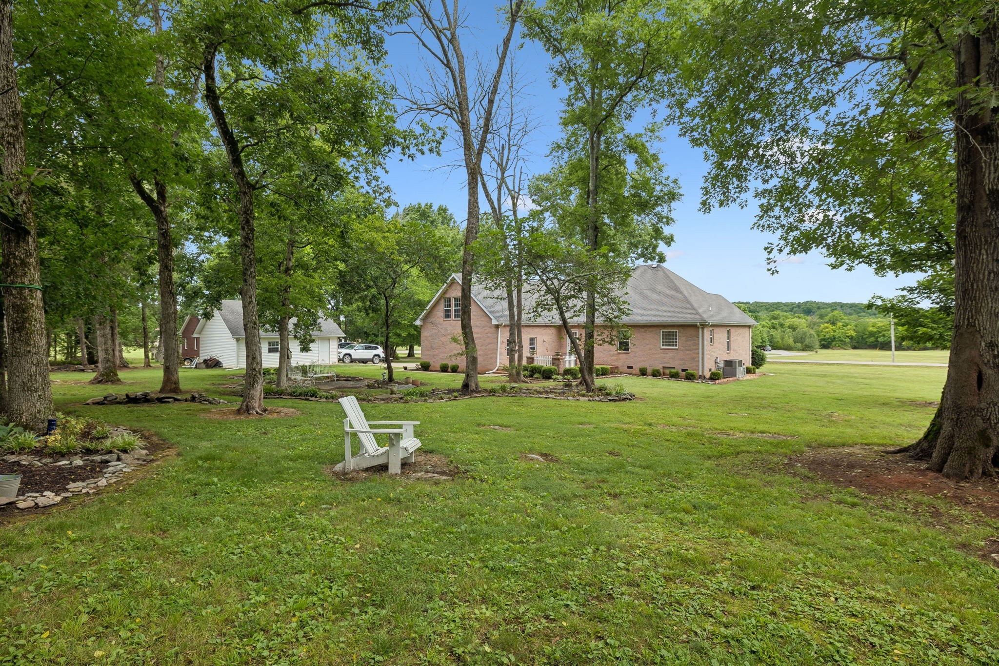 698 Goshen Rd