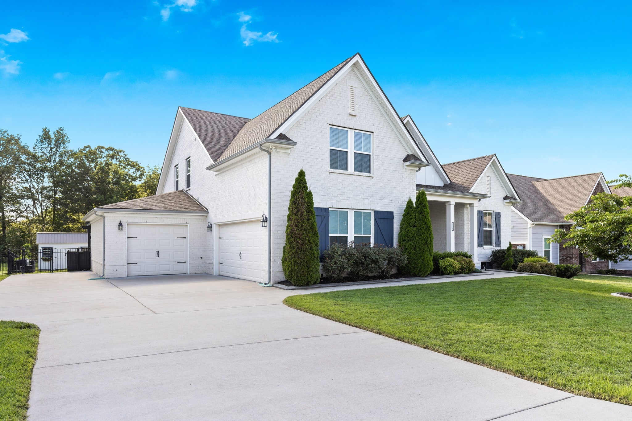530 Oakvale Ln