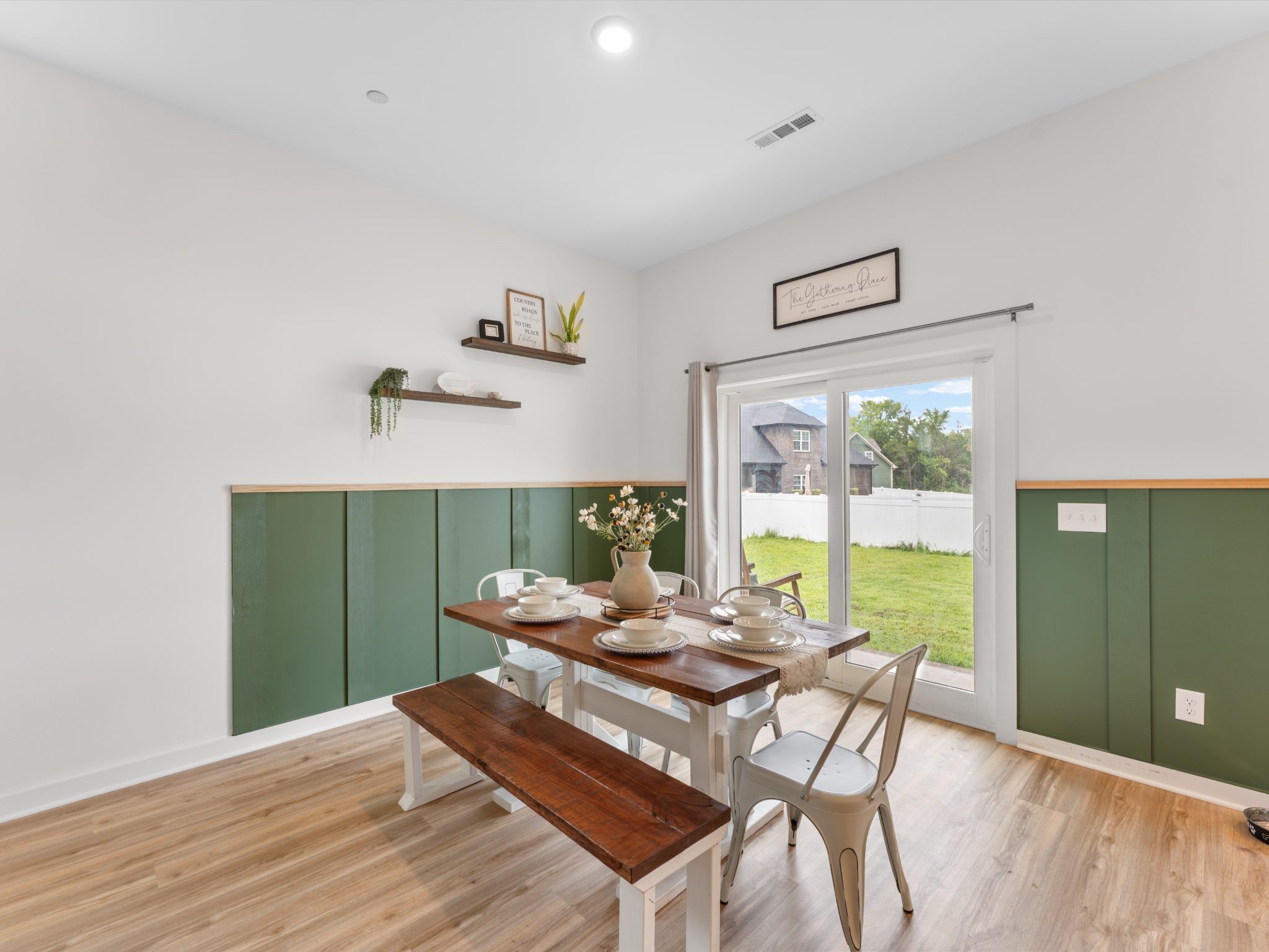10115 Crookedhorn Ct