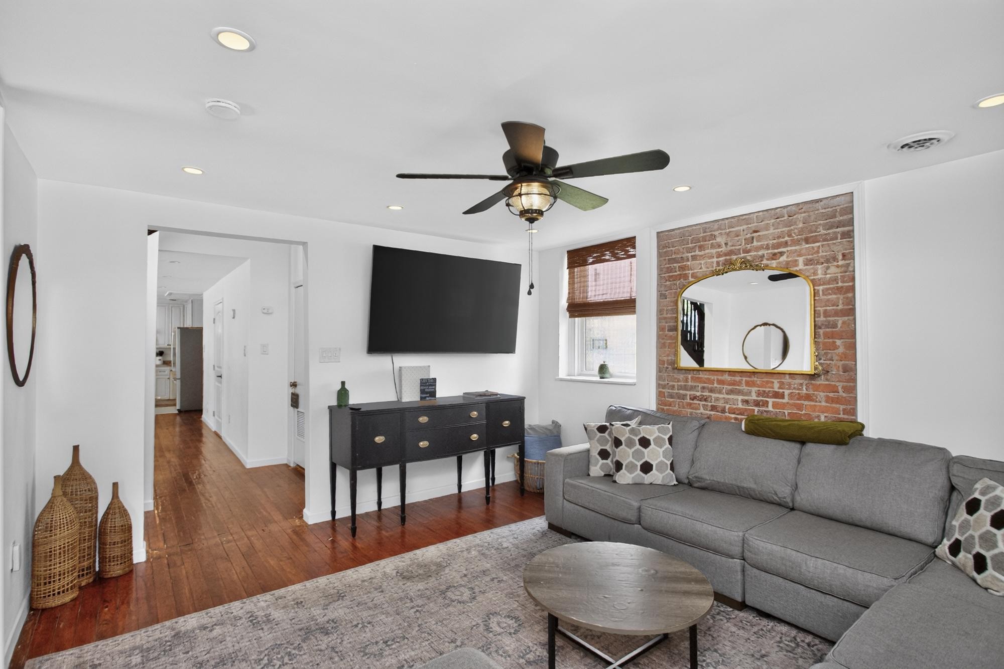 801 Franklin St