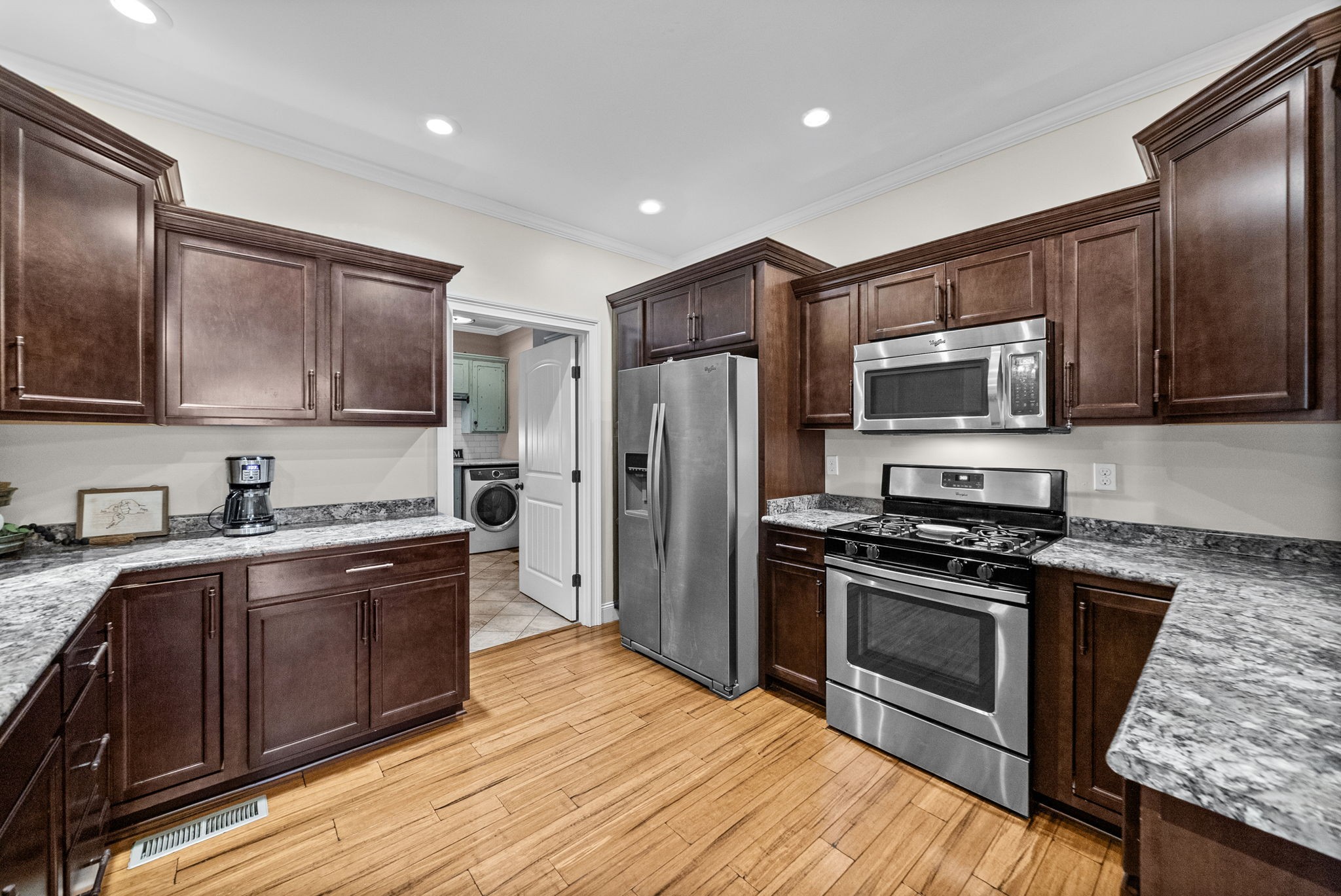 201 Quincy Dr