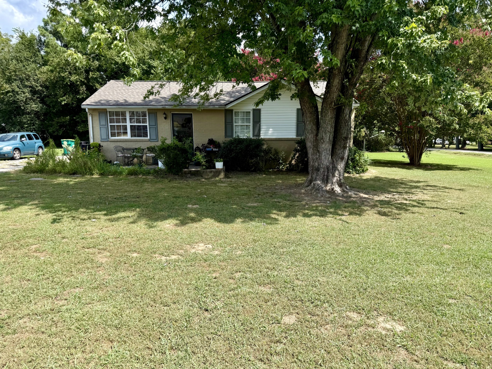 265 Freeman Dr