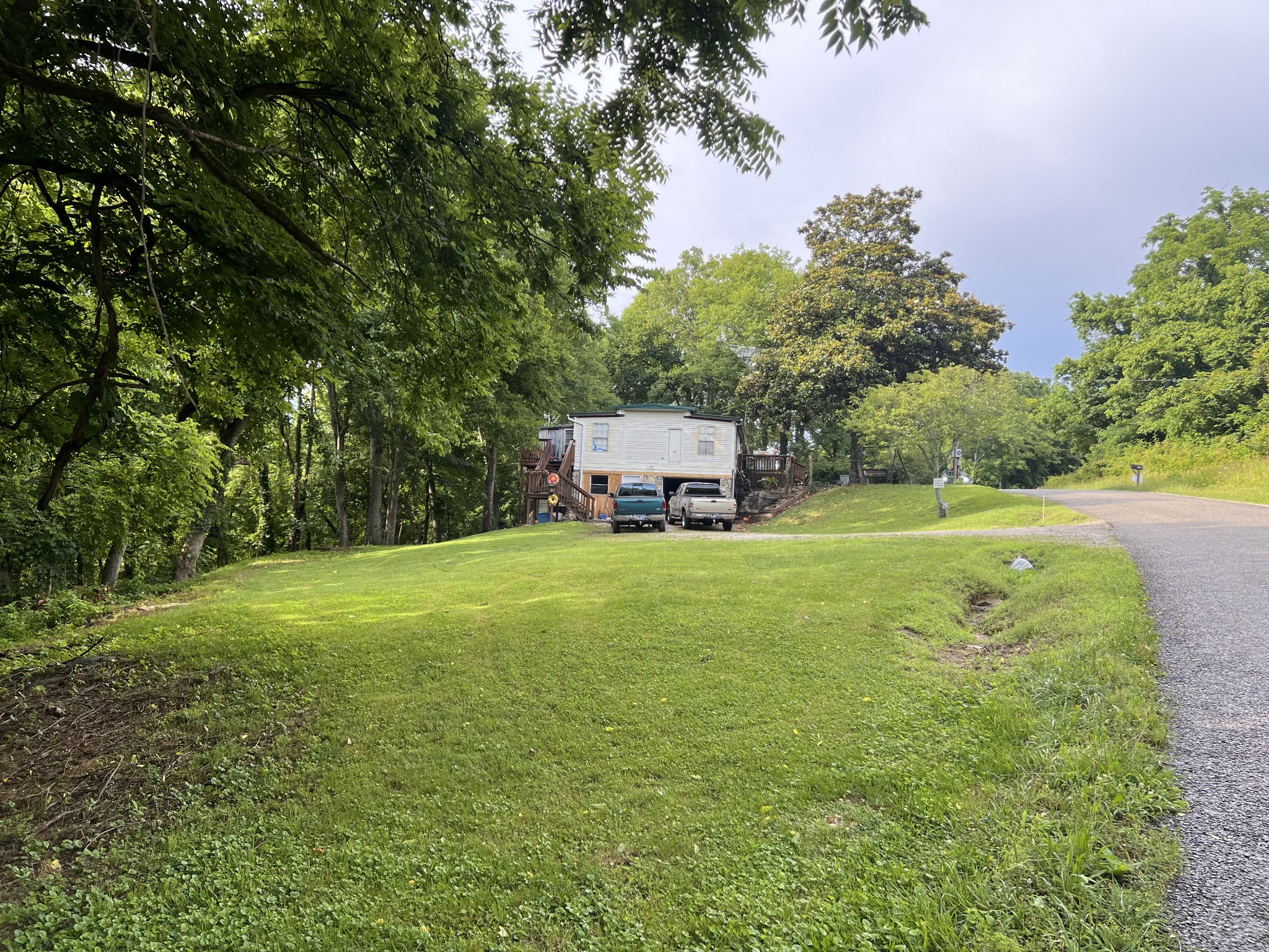 2205 Dowell Branch Rd