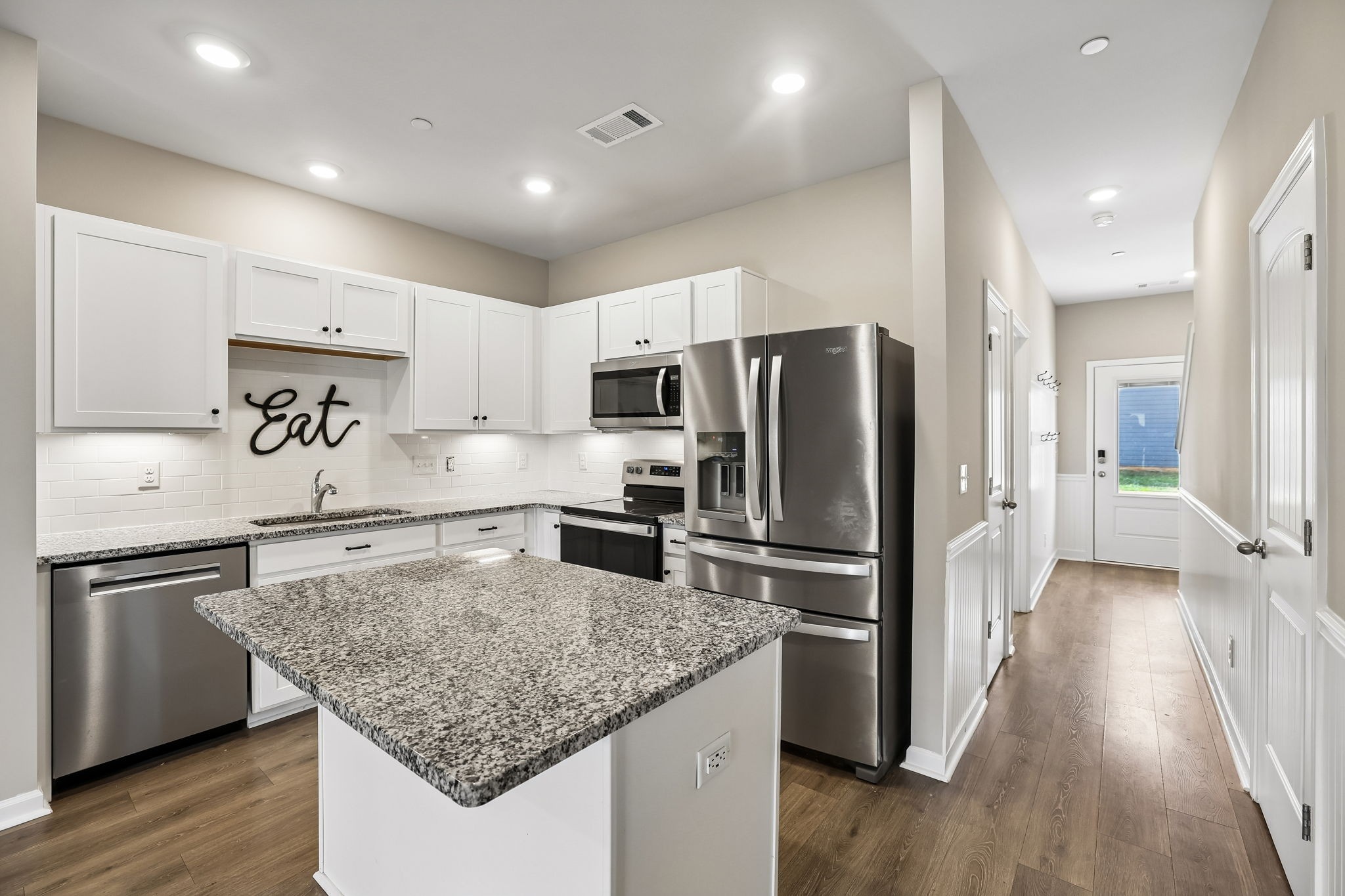 136 Grayson Cir