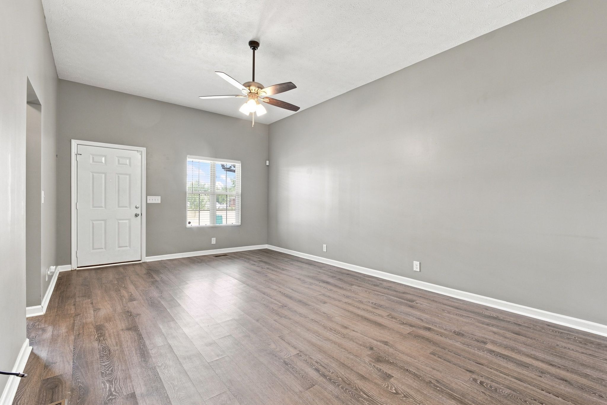 438 Princeton Dr