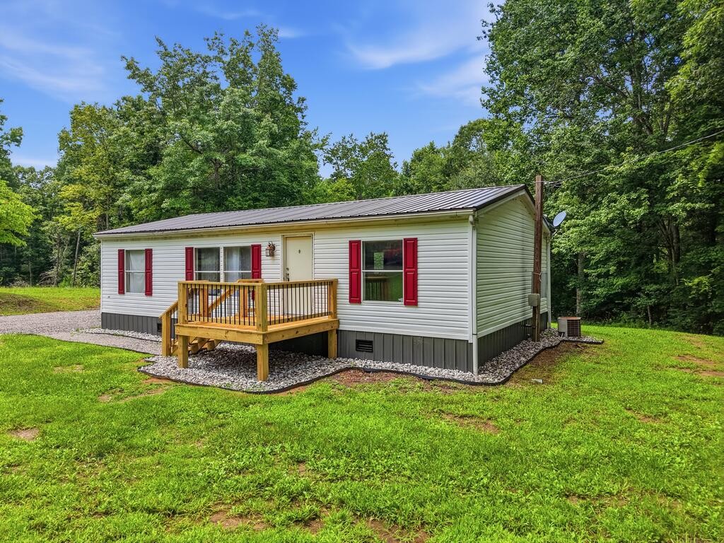 733 Wigwam