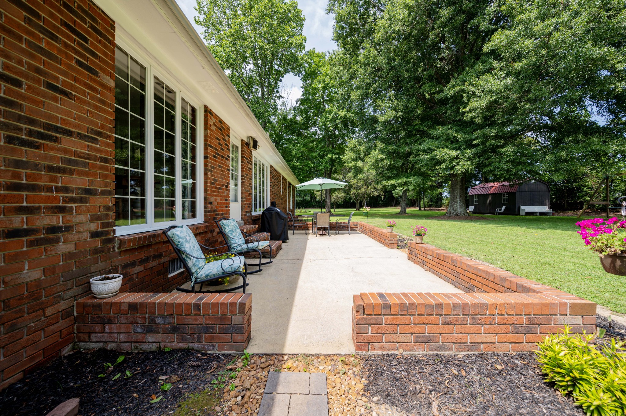 616 Maple Ln