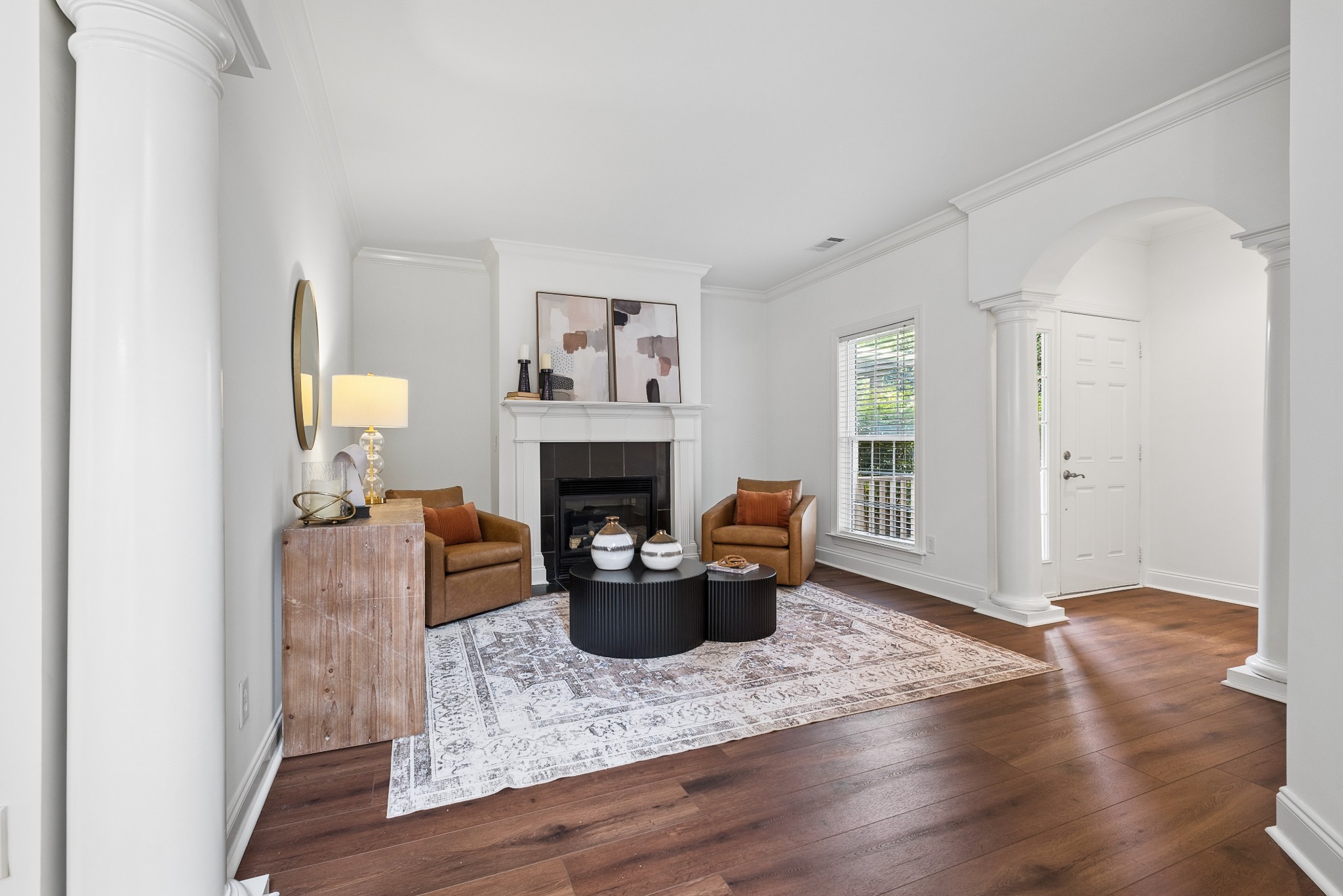 1007 Eden Park Dr