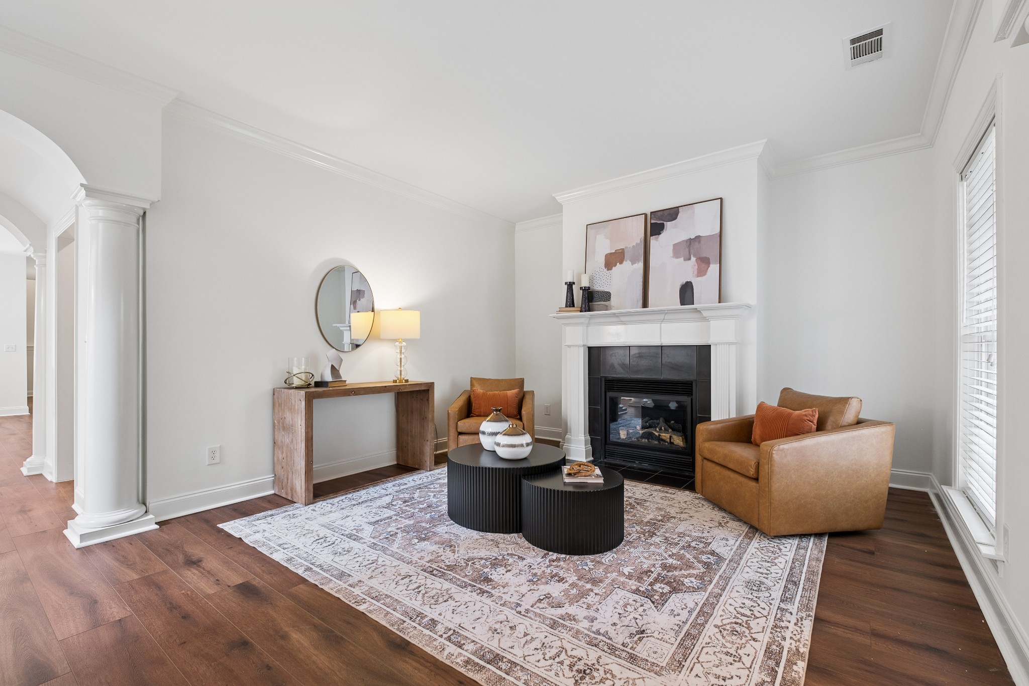 1007 Eden Park Dr