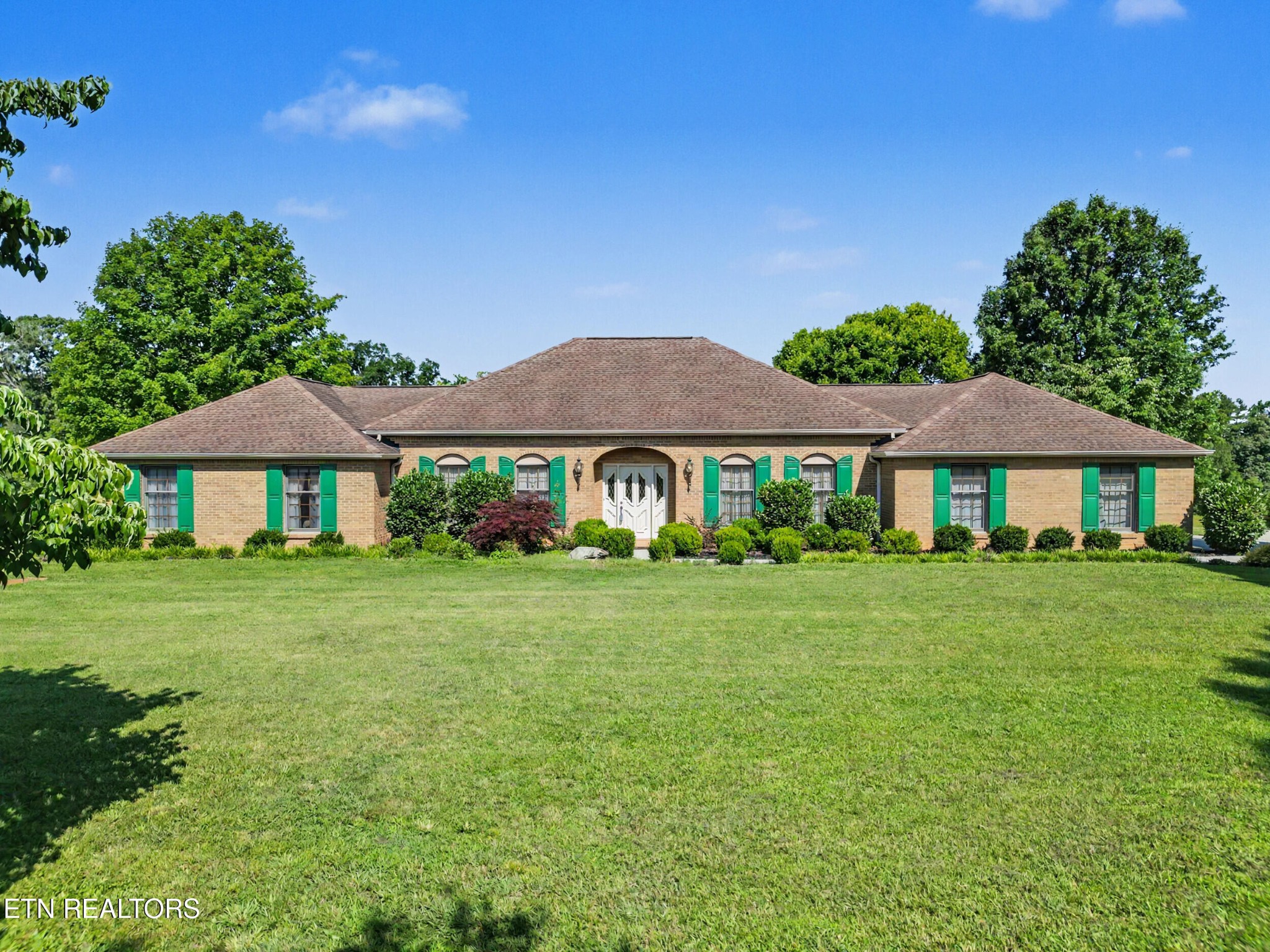 377 Thomas Loop Rd