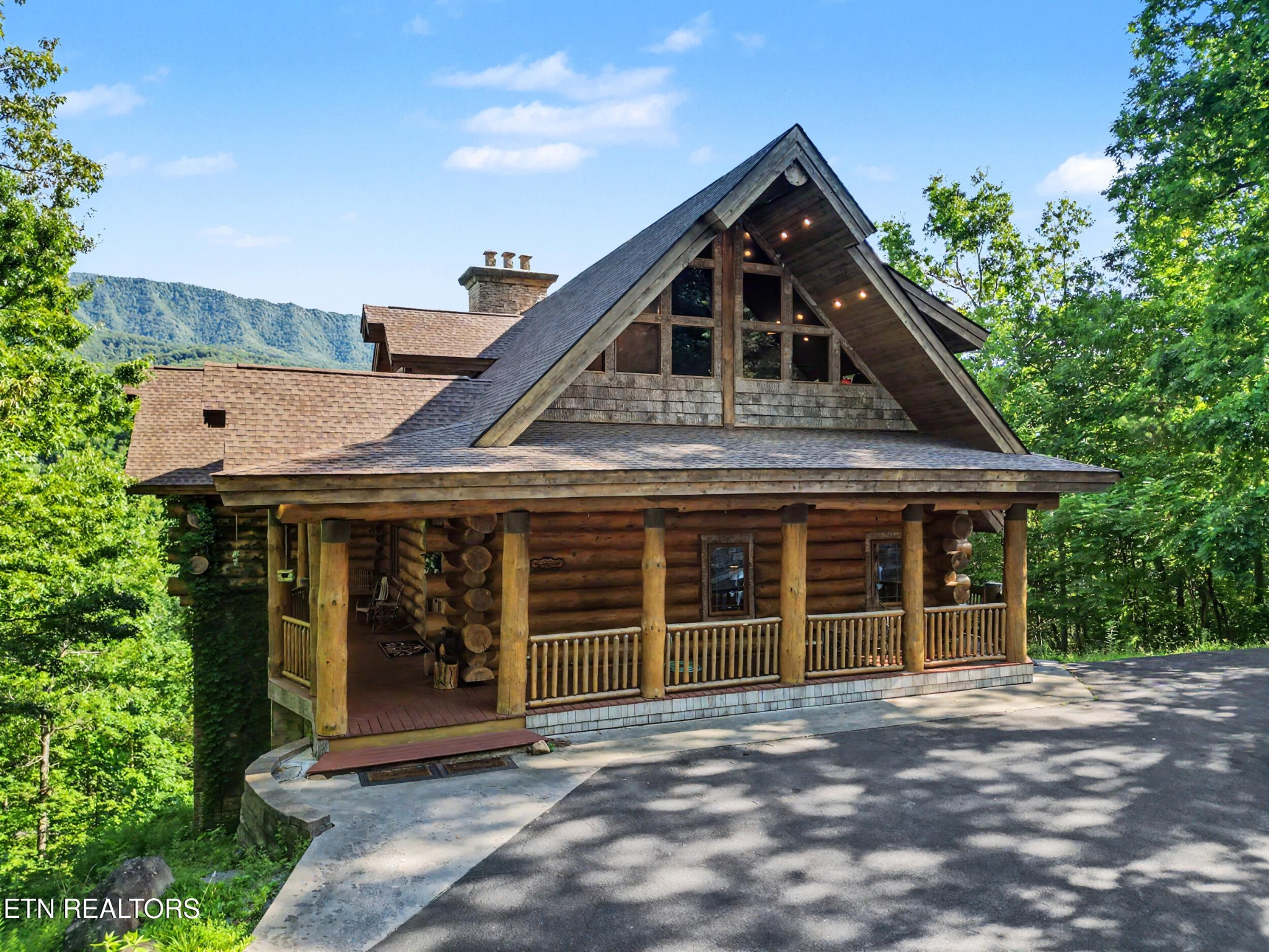 213 Matterhorn Drive