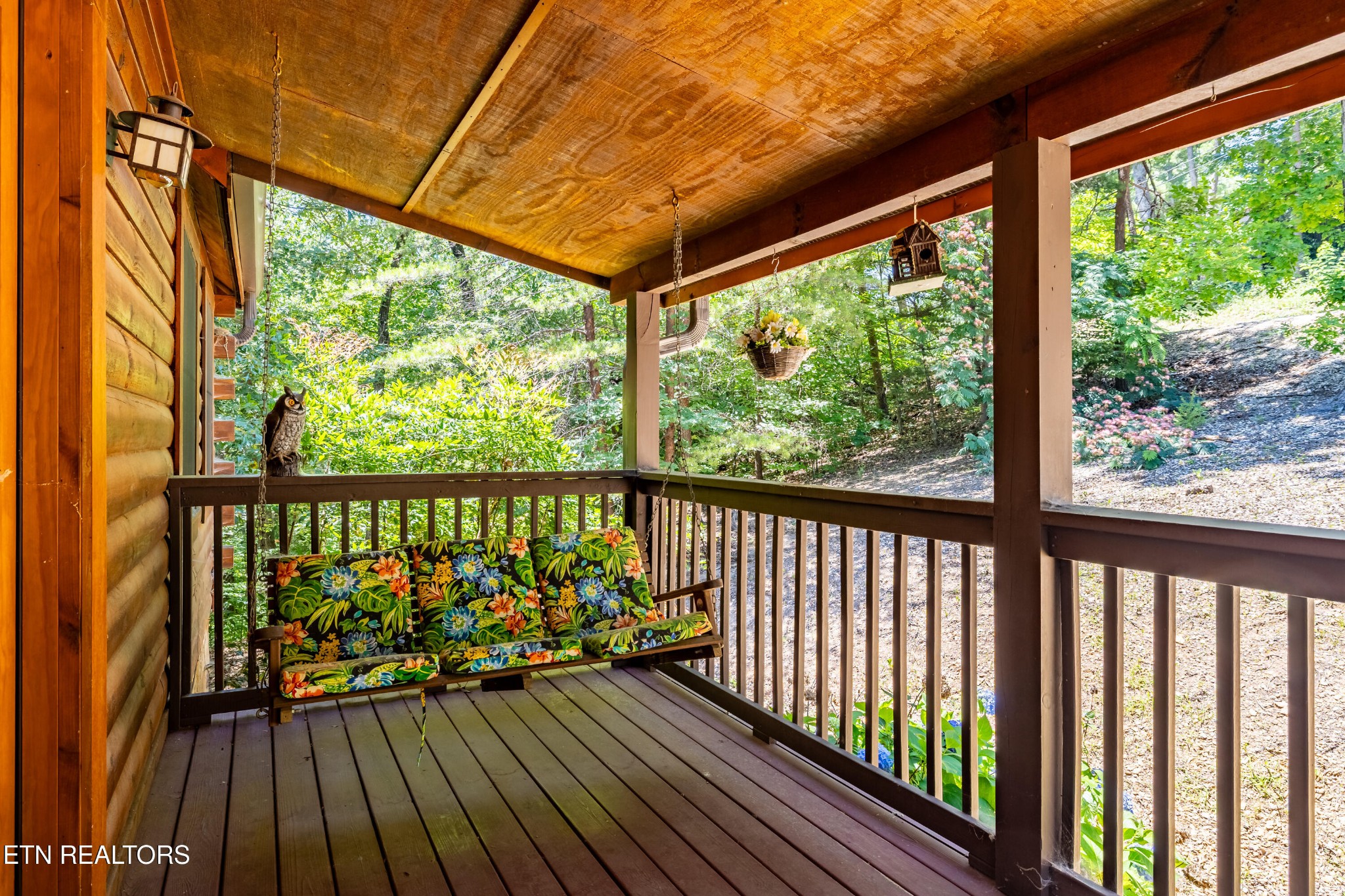 3447 Dogwood Circle
