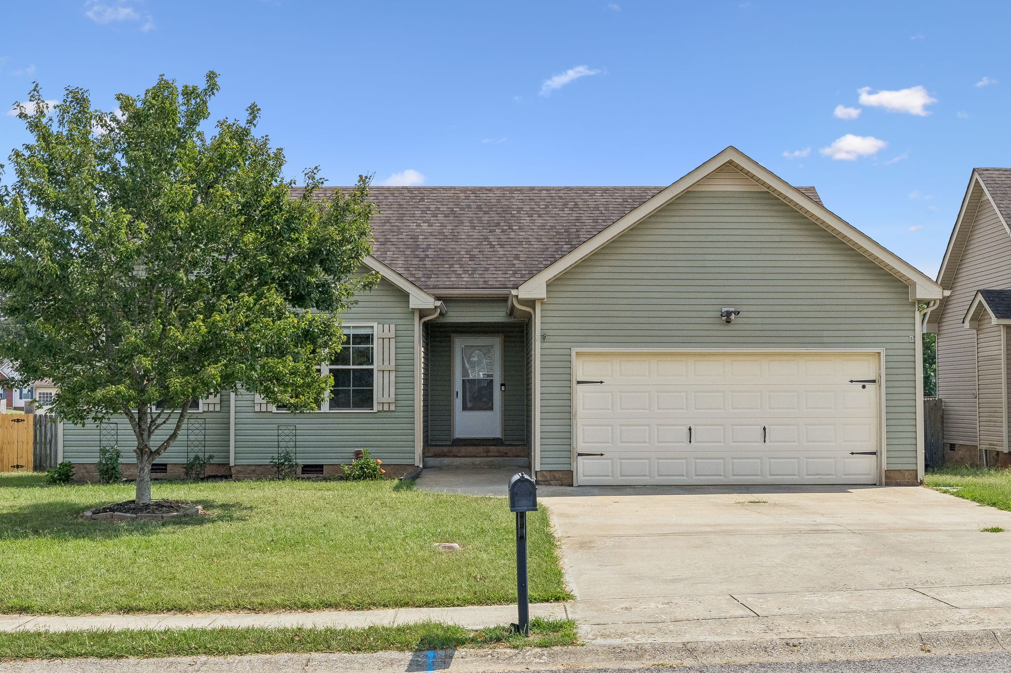 1387 Whitt Ln
