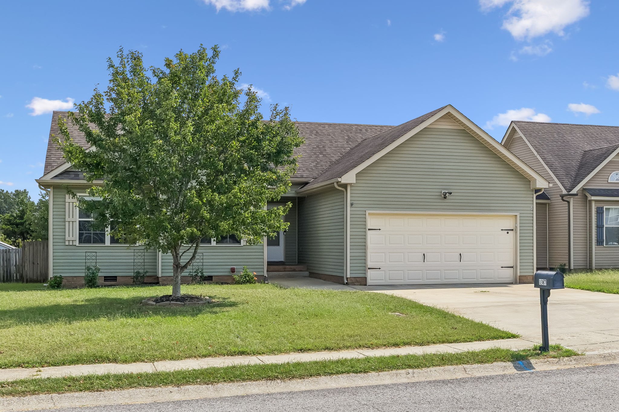 1387 Whitt Ln