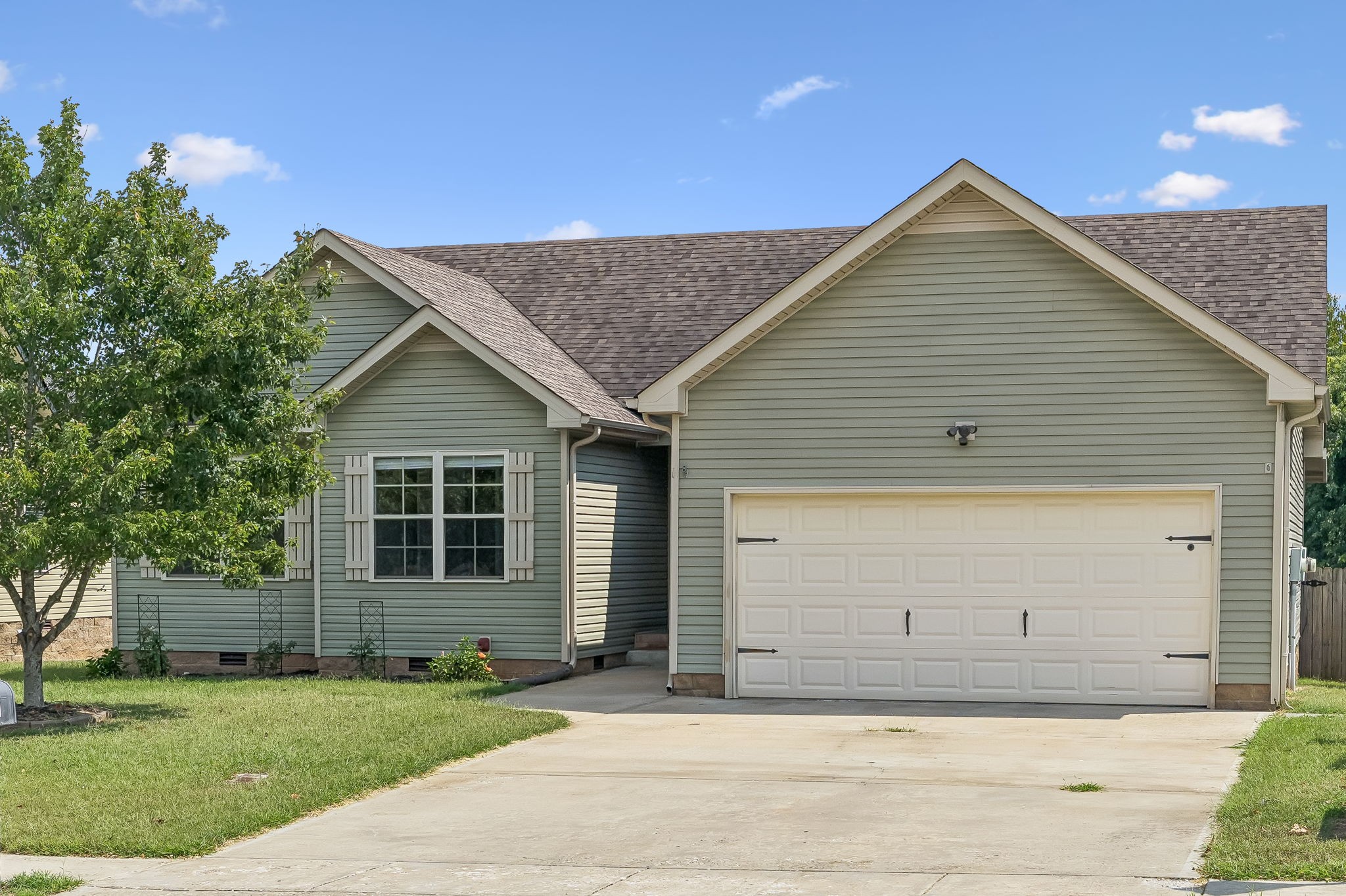1387 Whitt Ln