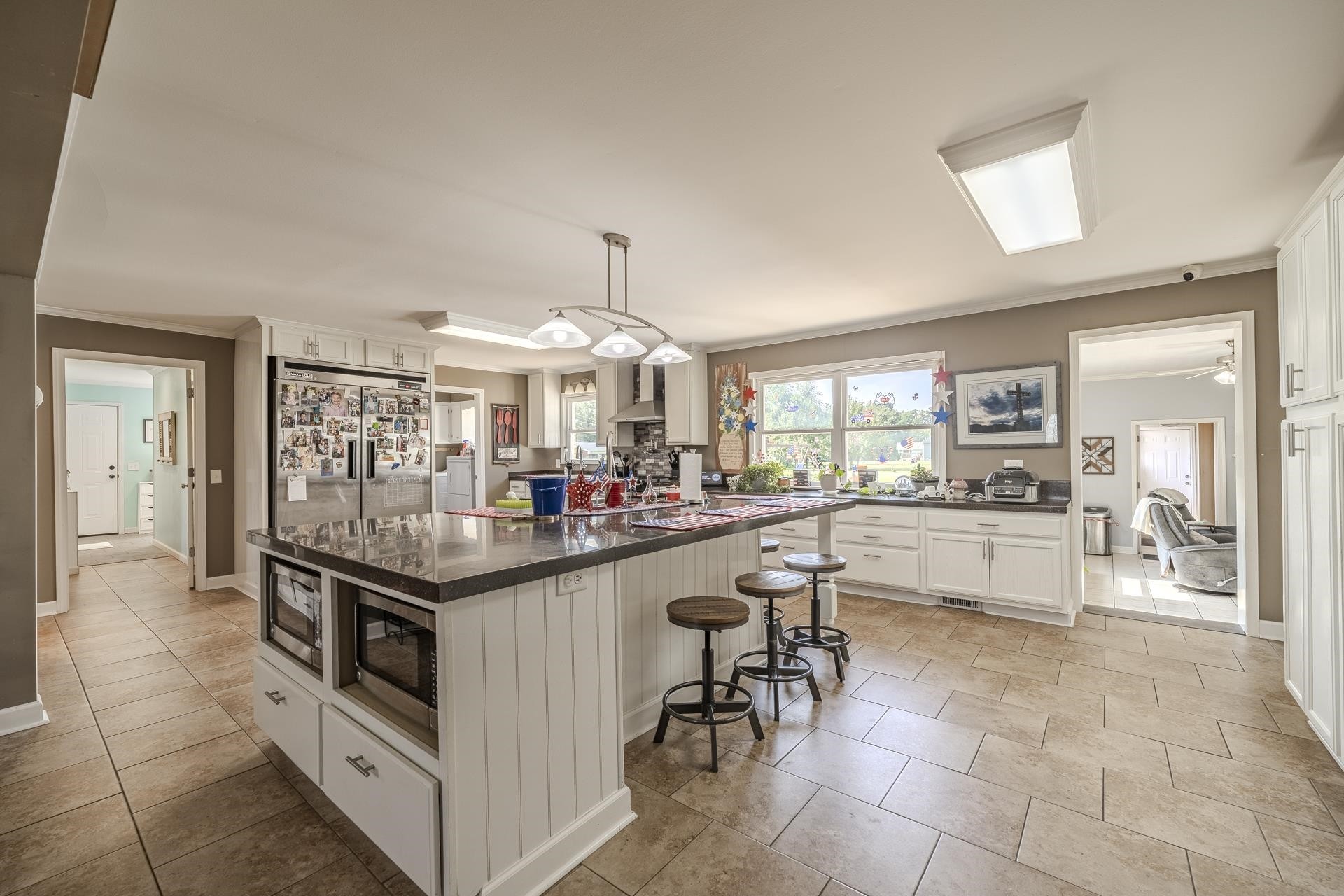 1150 PINHOOK DR