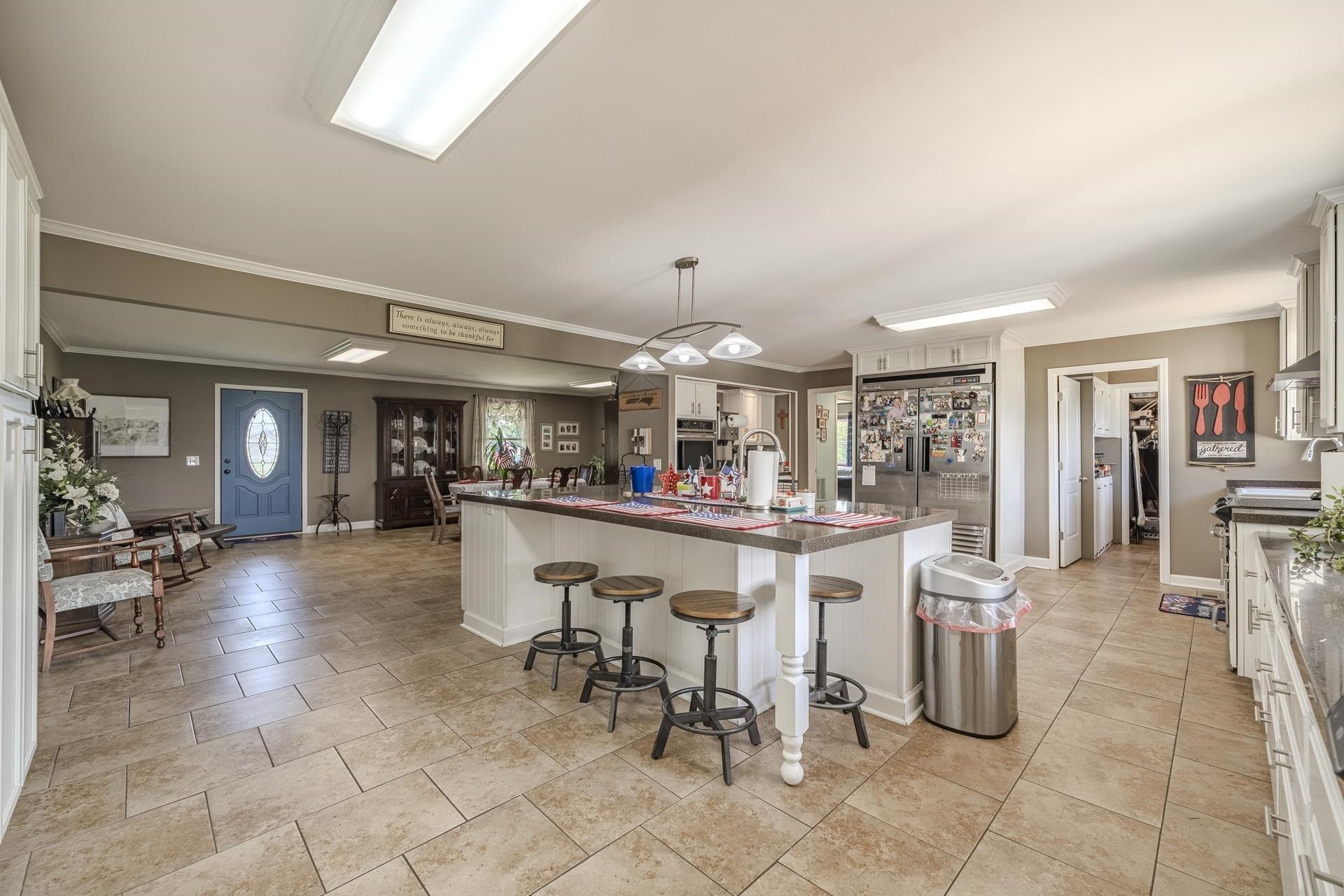 1150 PINHOOK DR