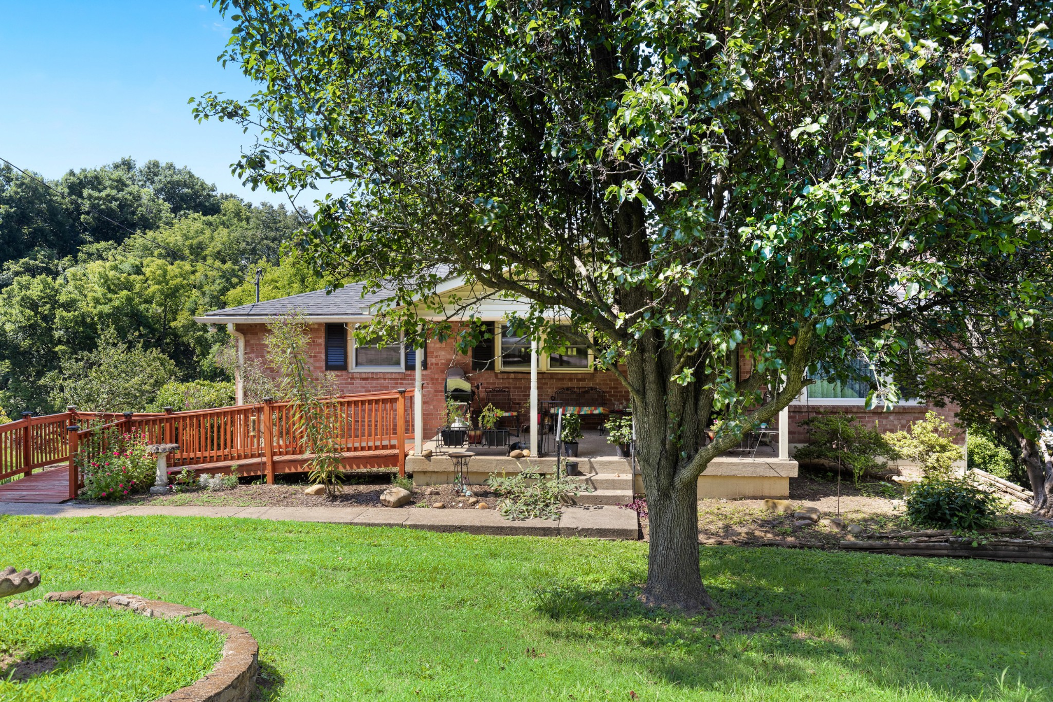215 Shevel Dr