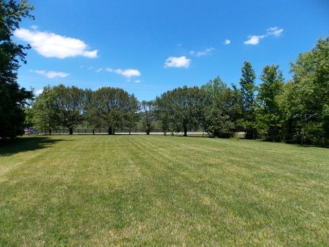 12698 Versailles Rd