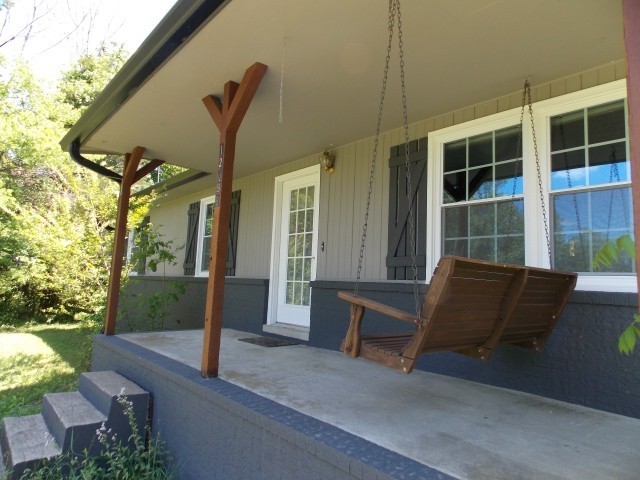 12698 Versailles Rd