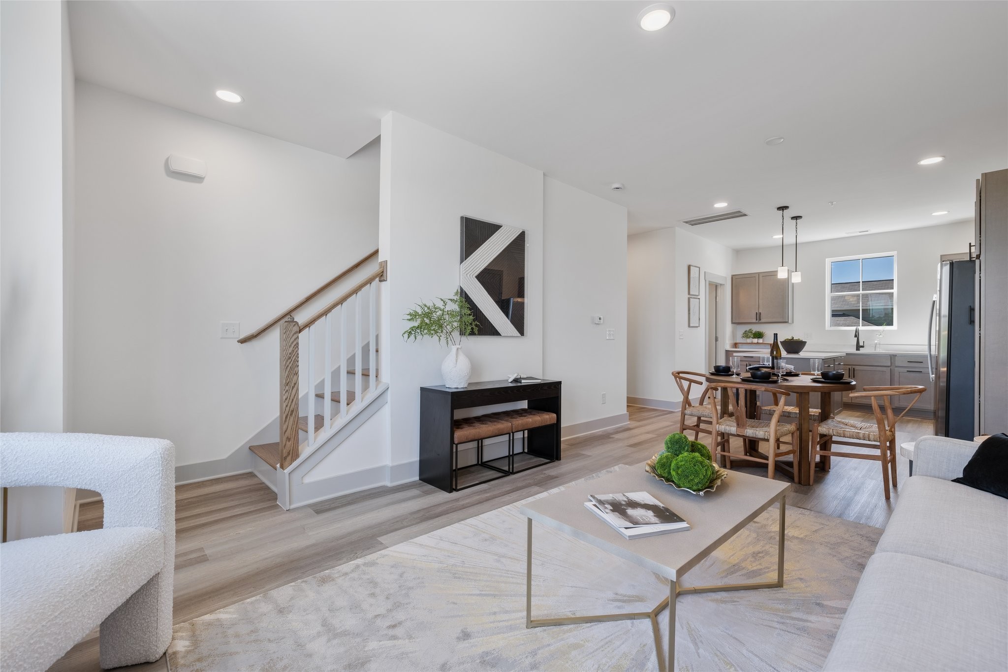 905 Harper Lndg