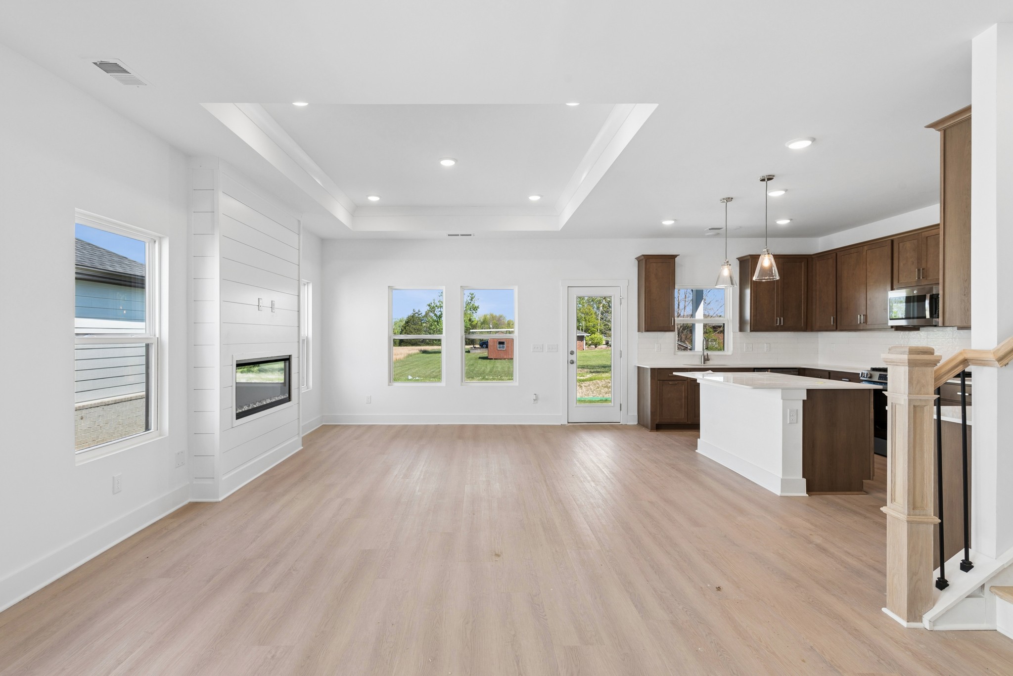 212 Conger Dr