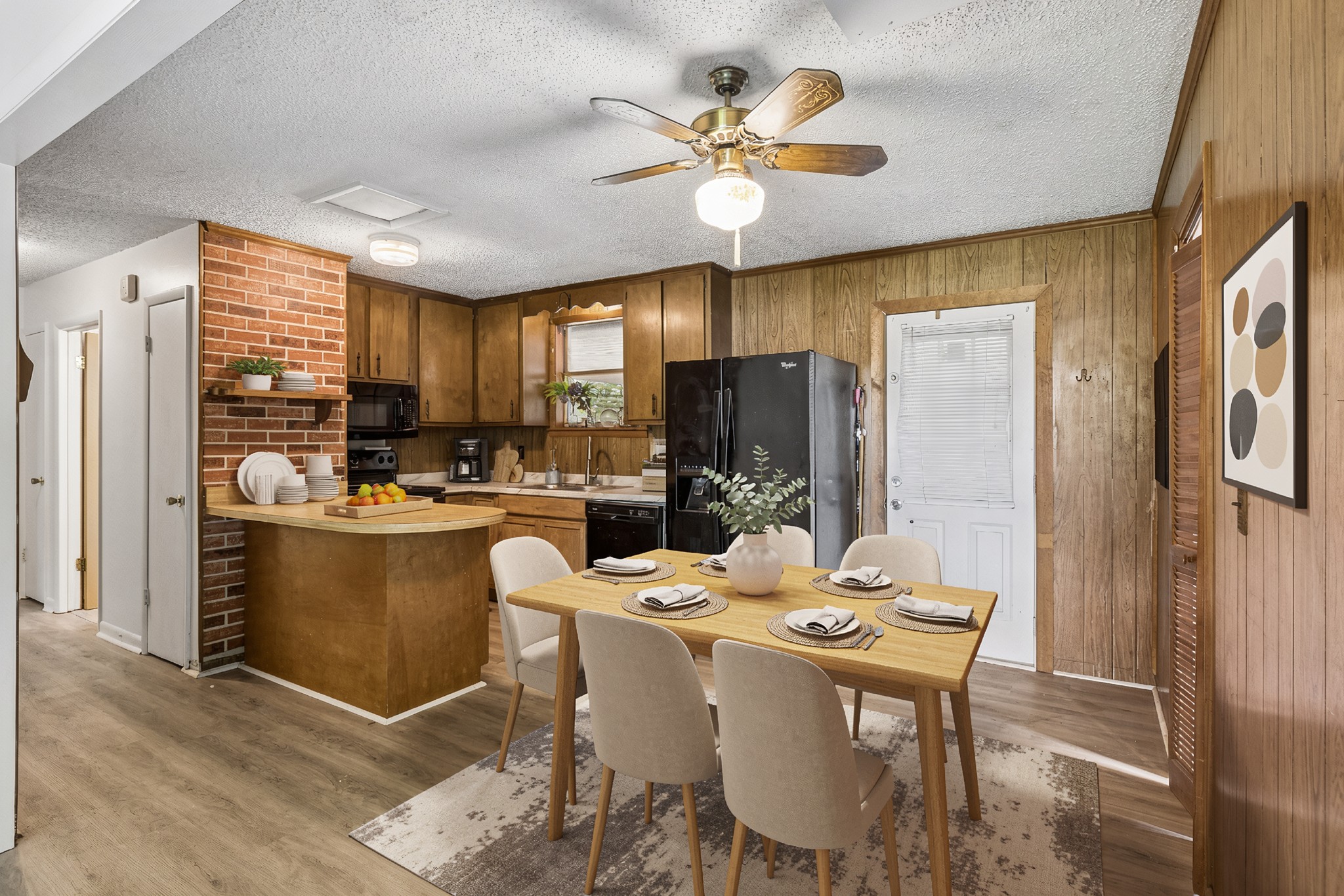 7114 Oak Tree Dr