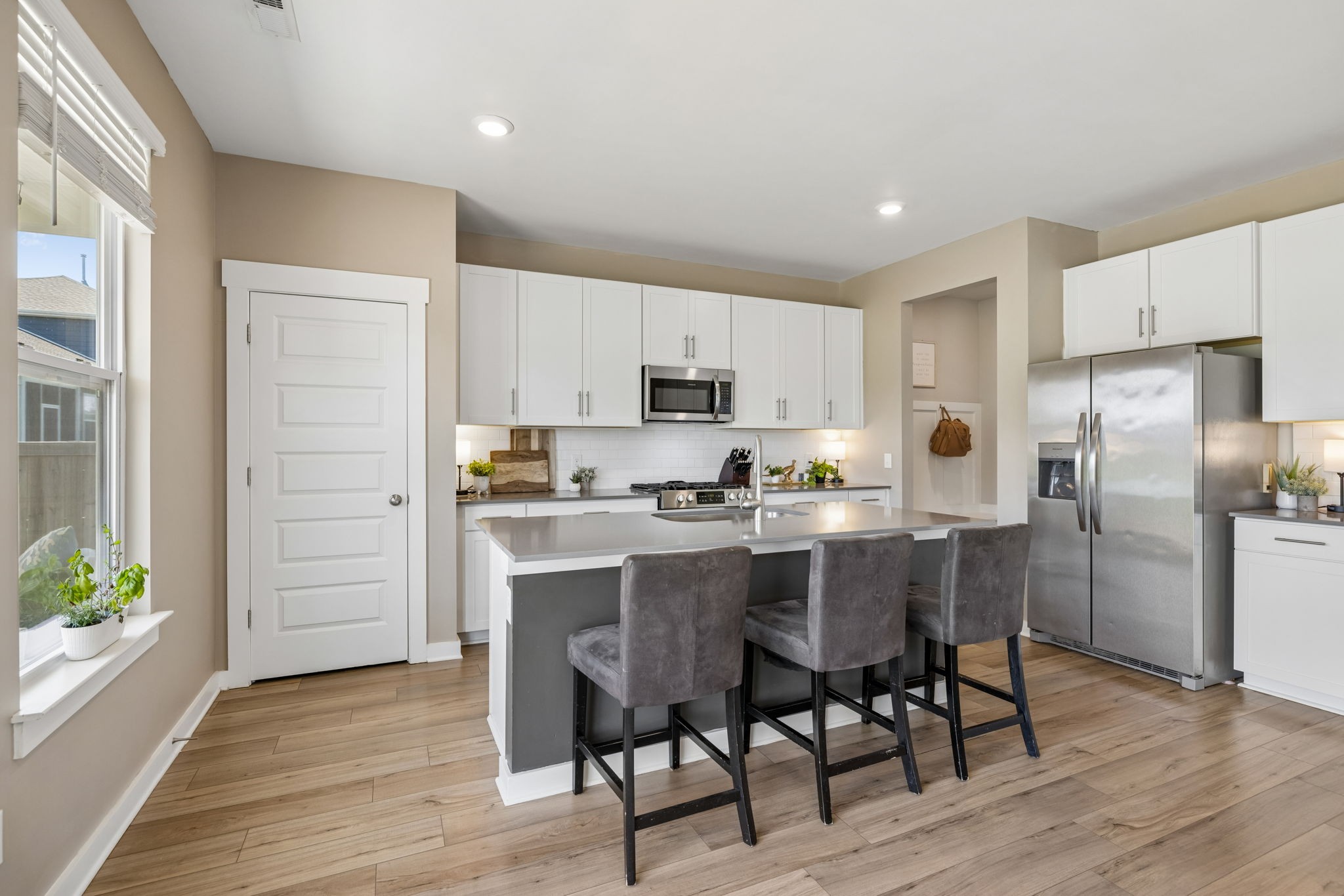 802 Jenaben Ct