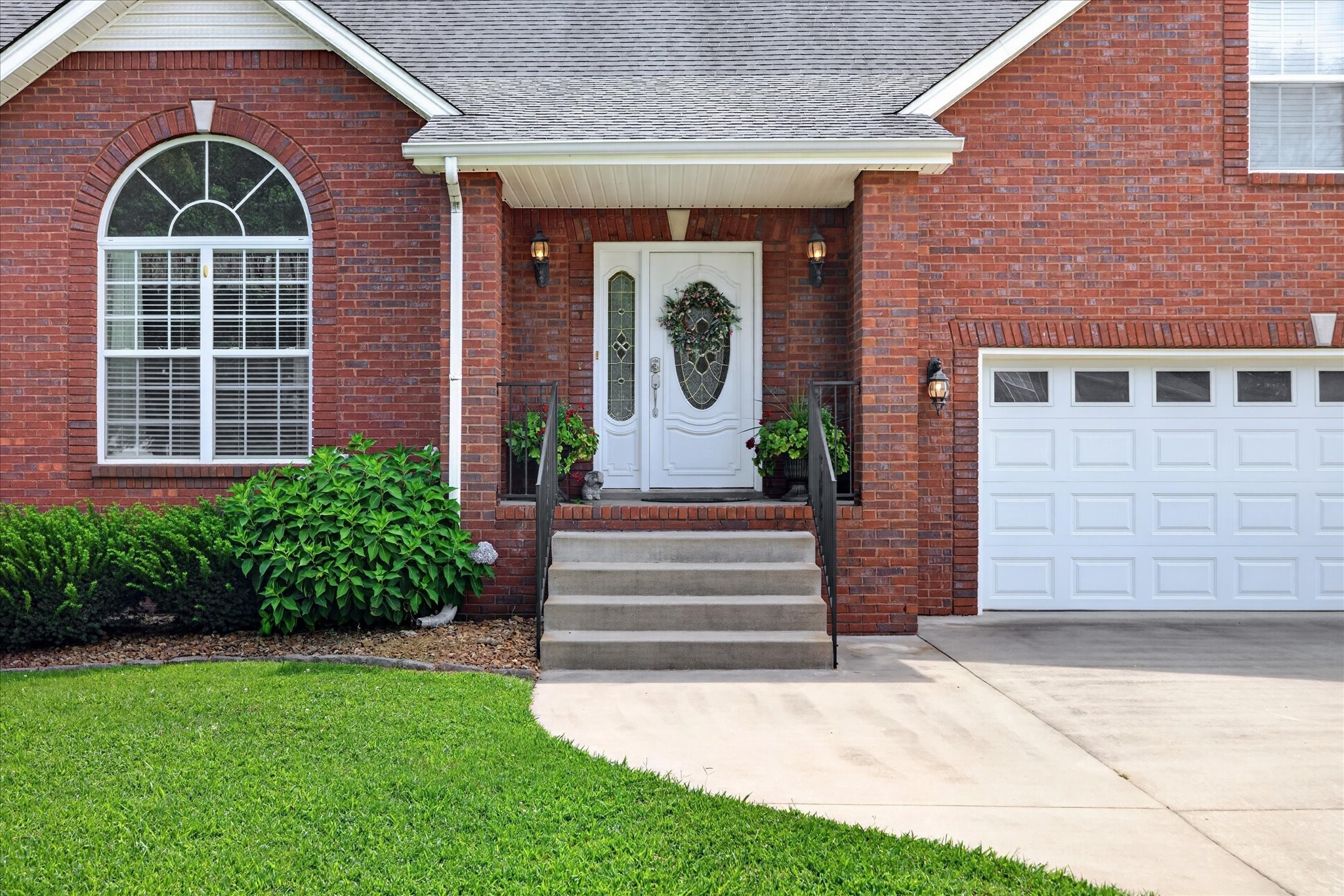 213 Cheshire Rd