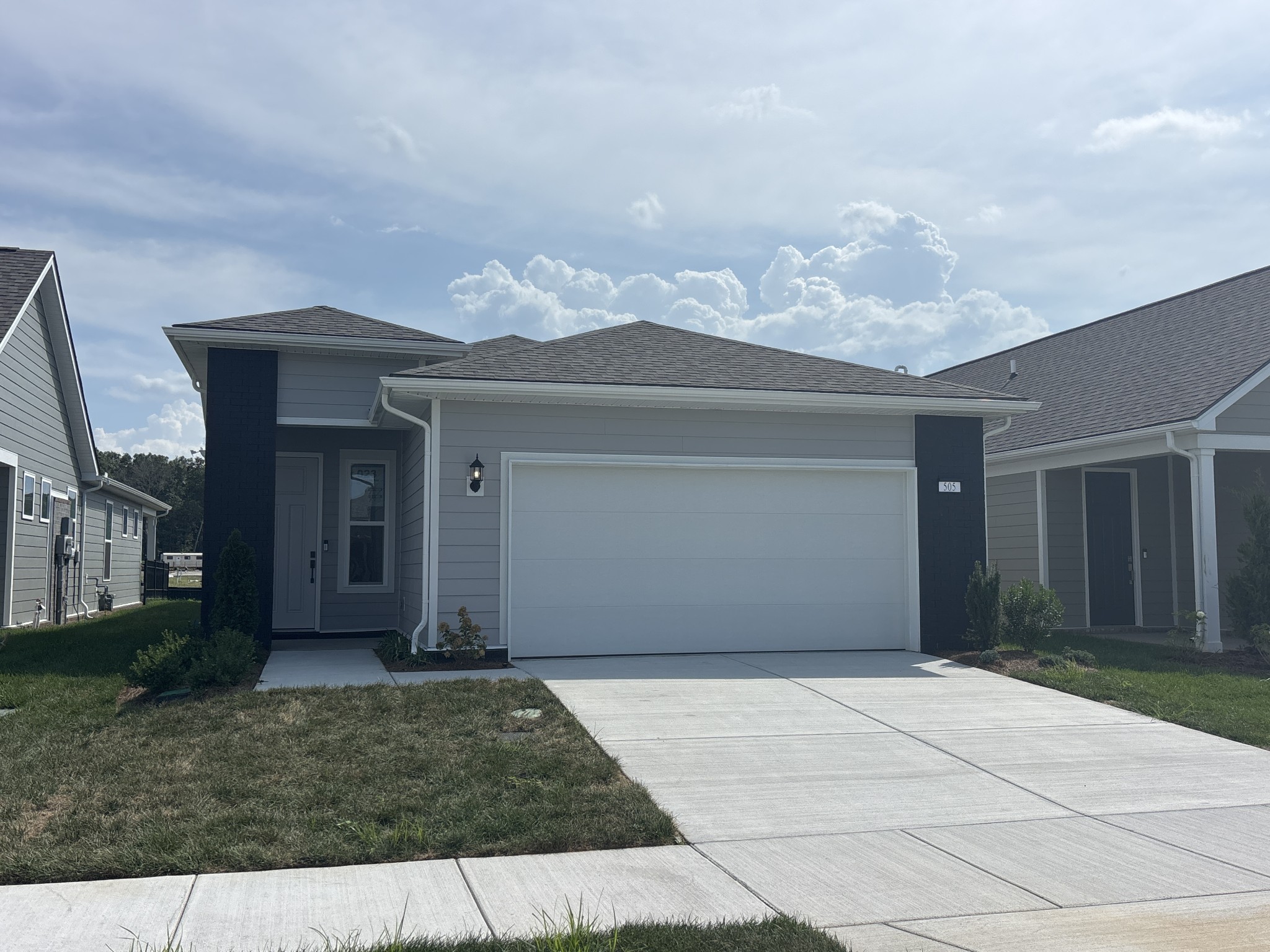 505 Scarlet Oak Rd