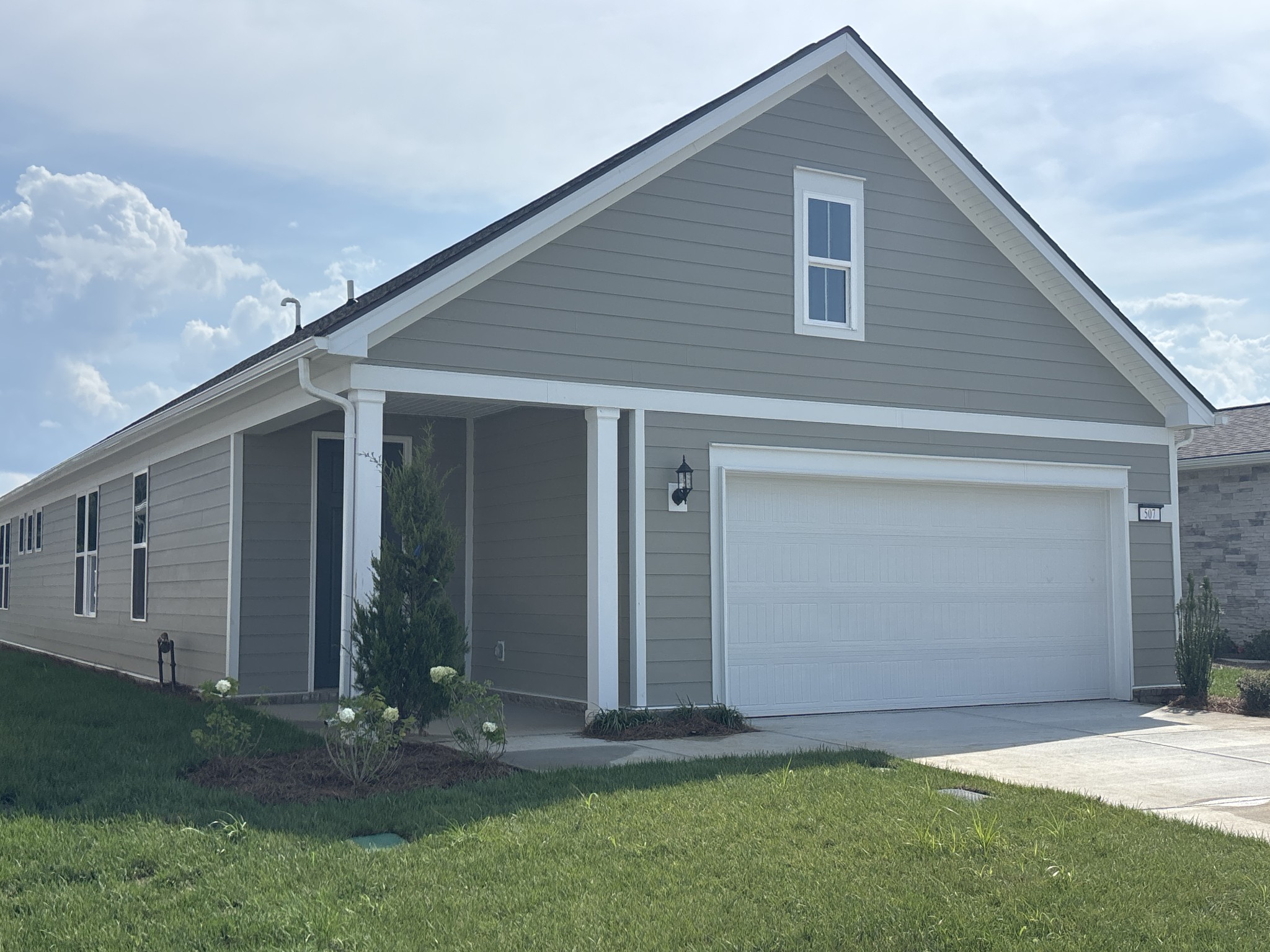 507 Scarlet Oak Rd