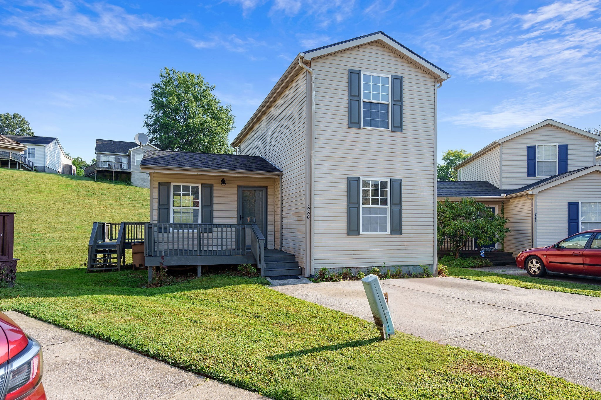 220 Brittany Park Cir