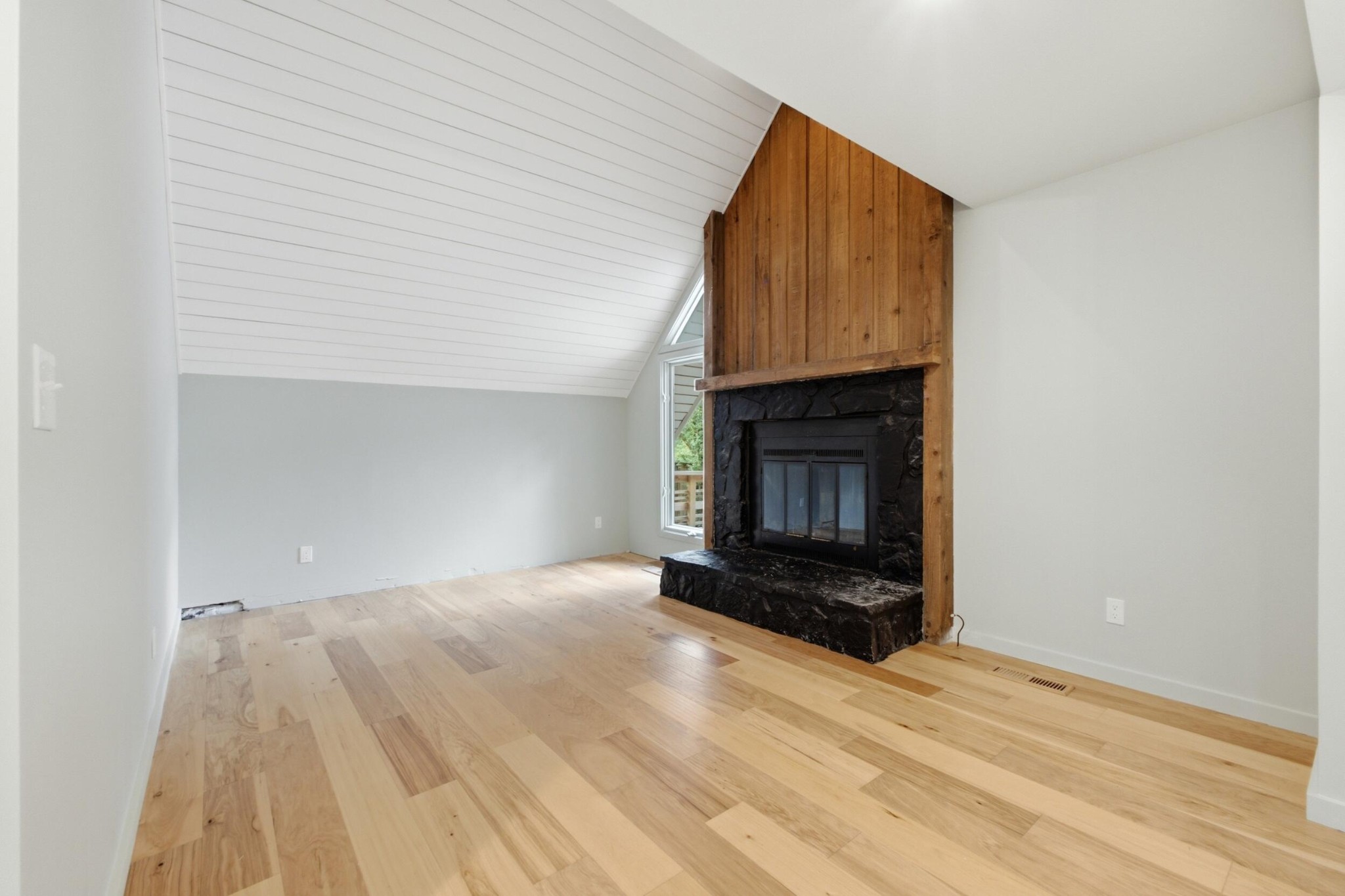 3557 Brandon Lane, NE