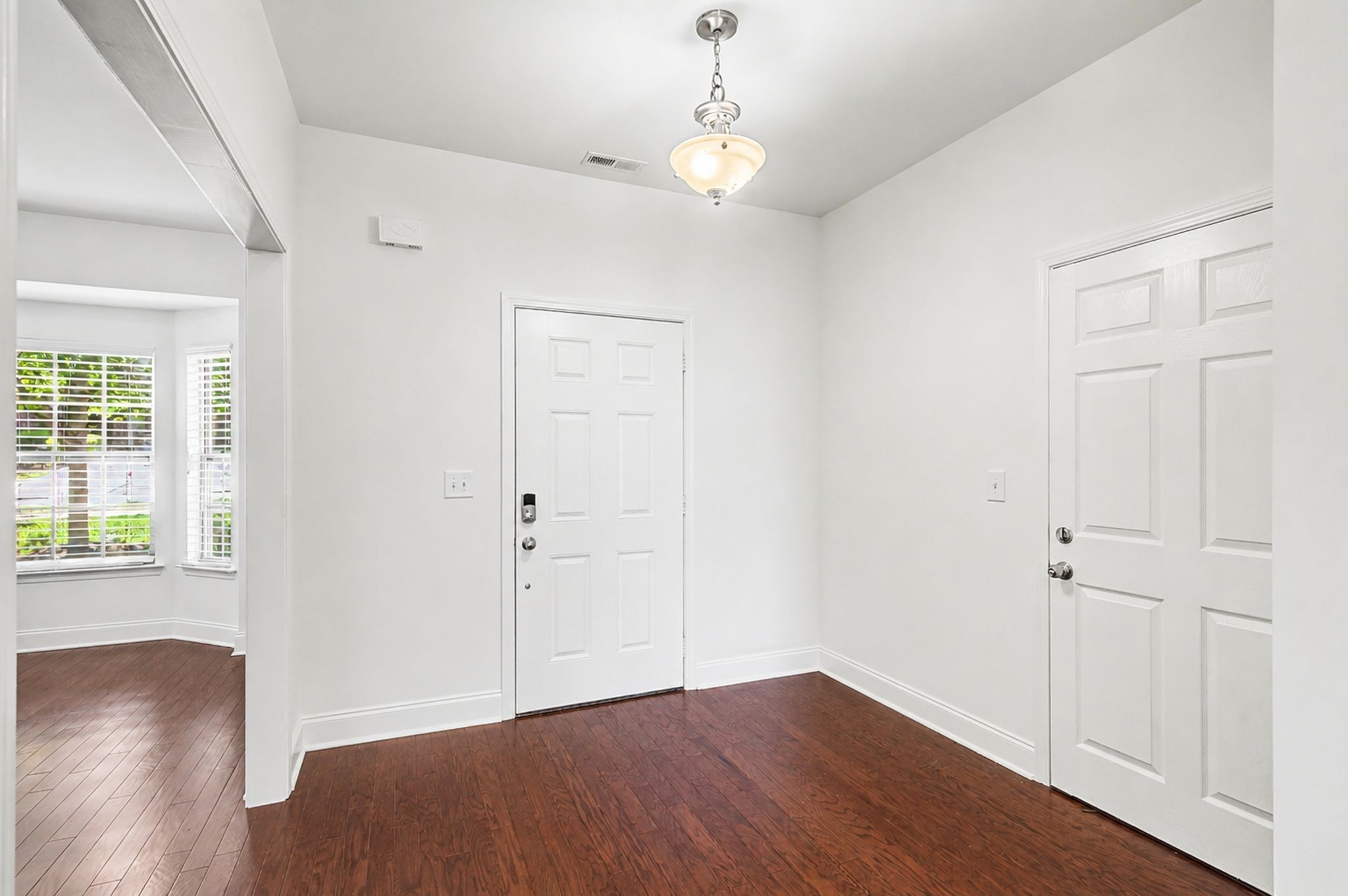 365 Irvine Ln