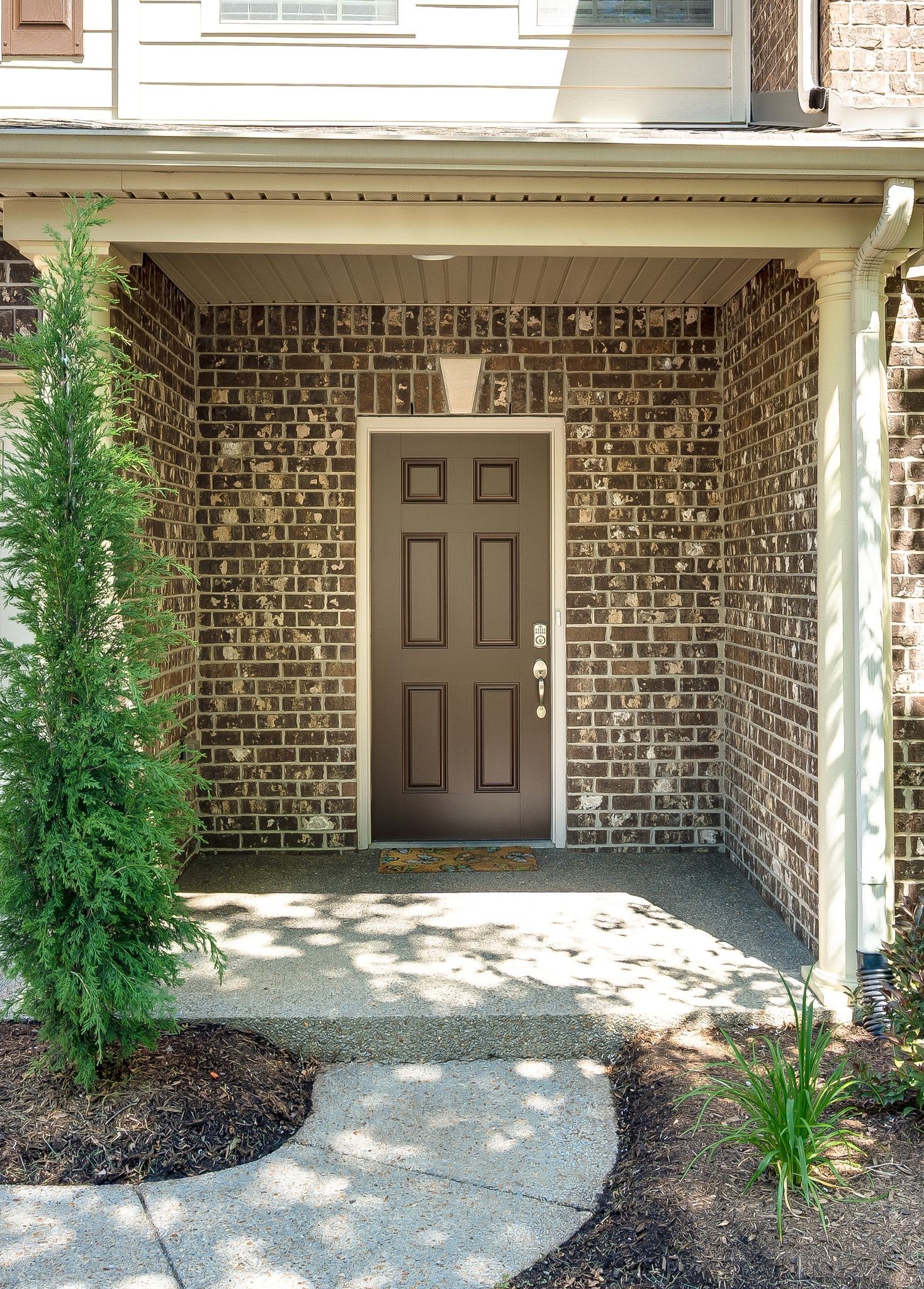 365 Irvine Ln
