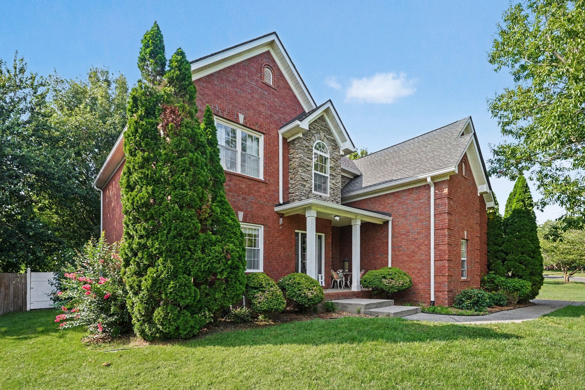 1185 McCoury Ln
