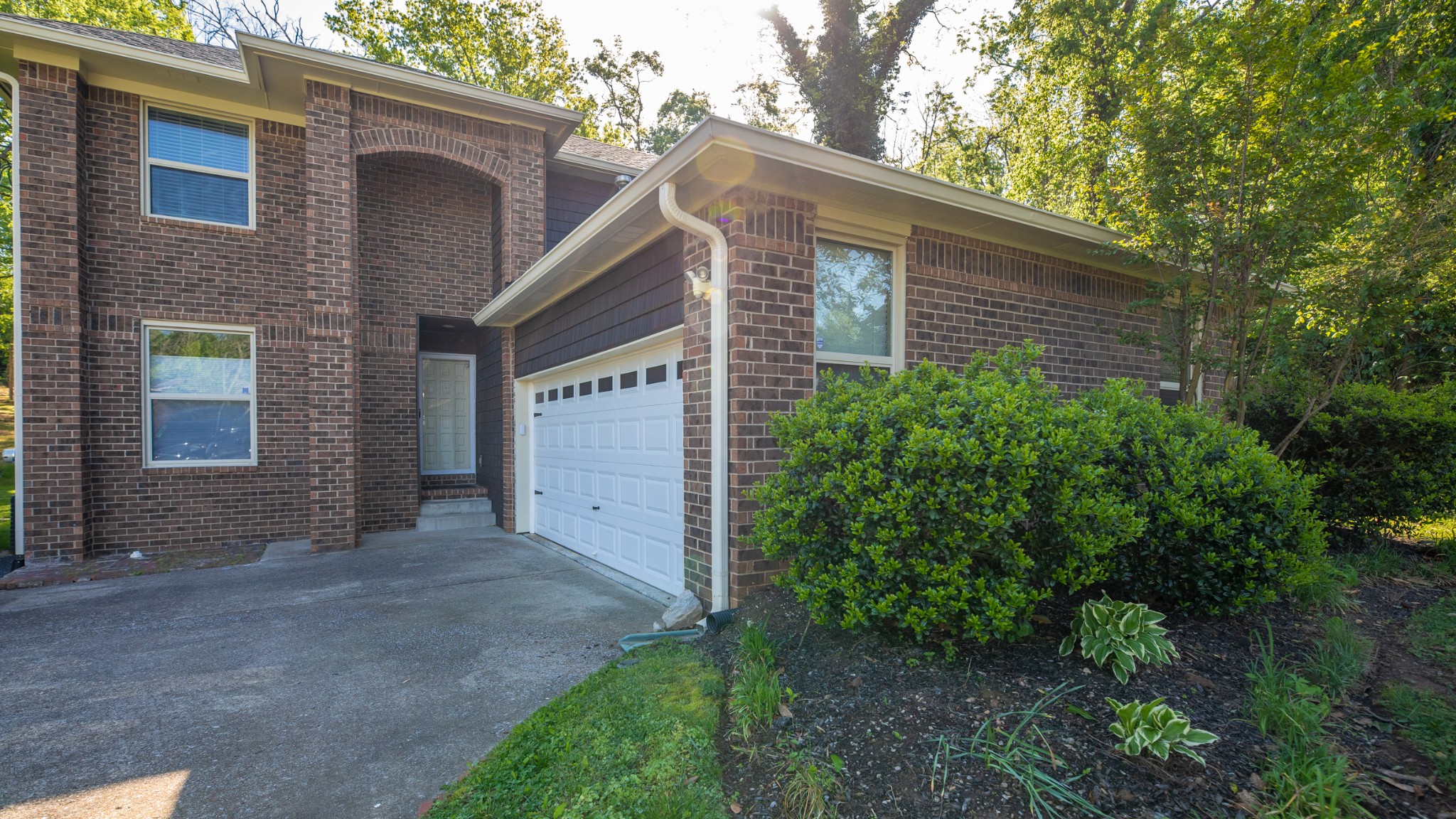 1748 Ridgemere Ct