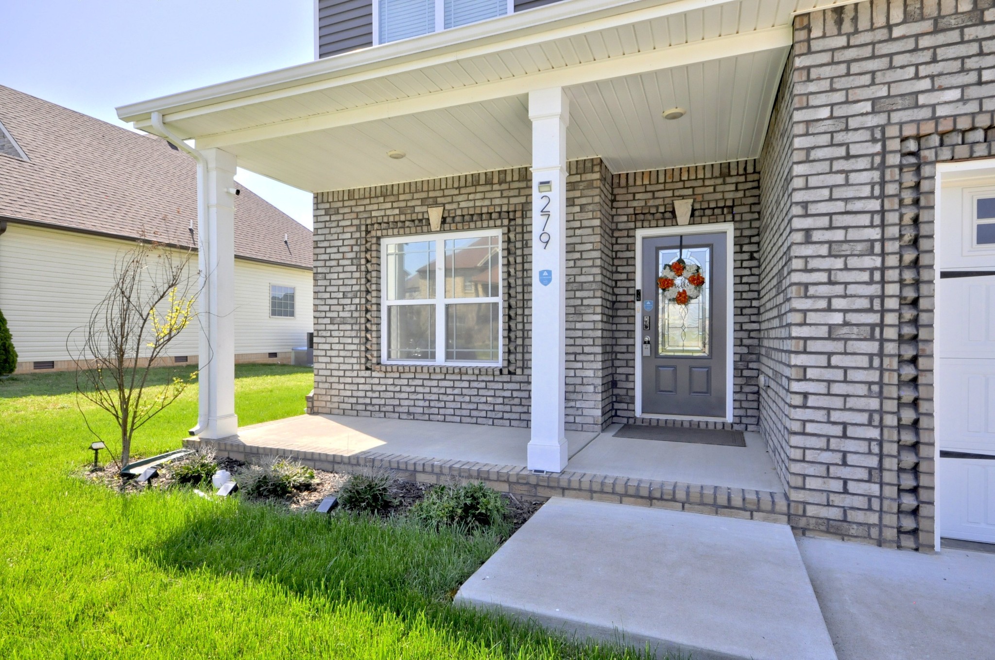 279 Bluebriar Trce