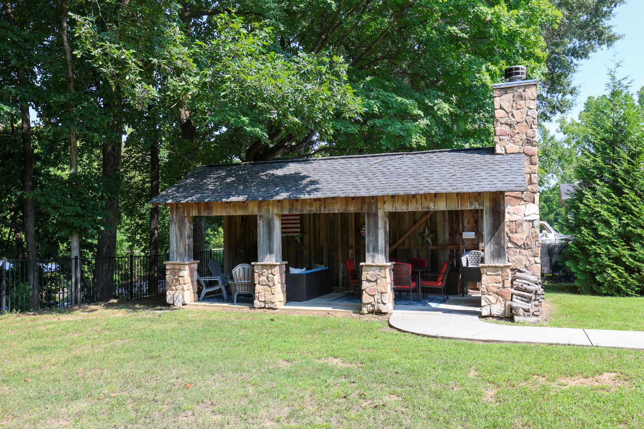 102 Quail Ct
