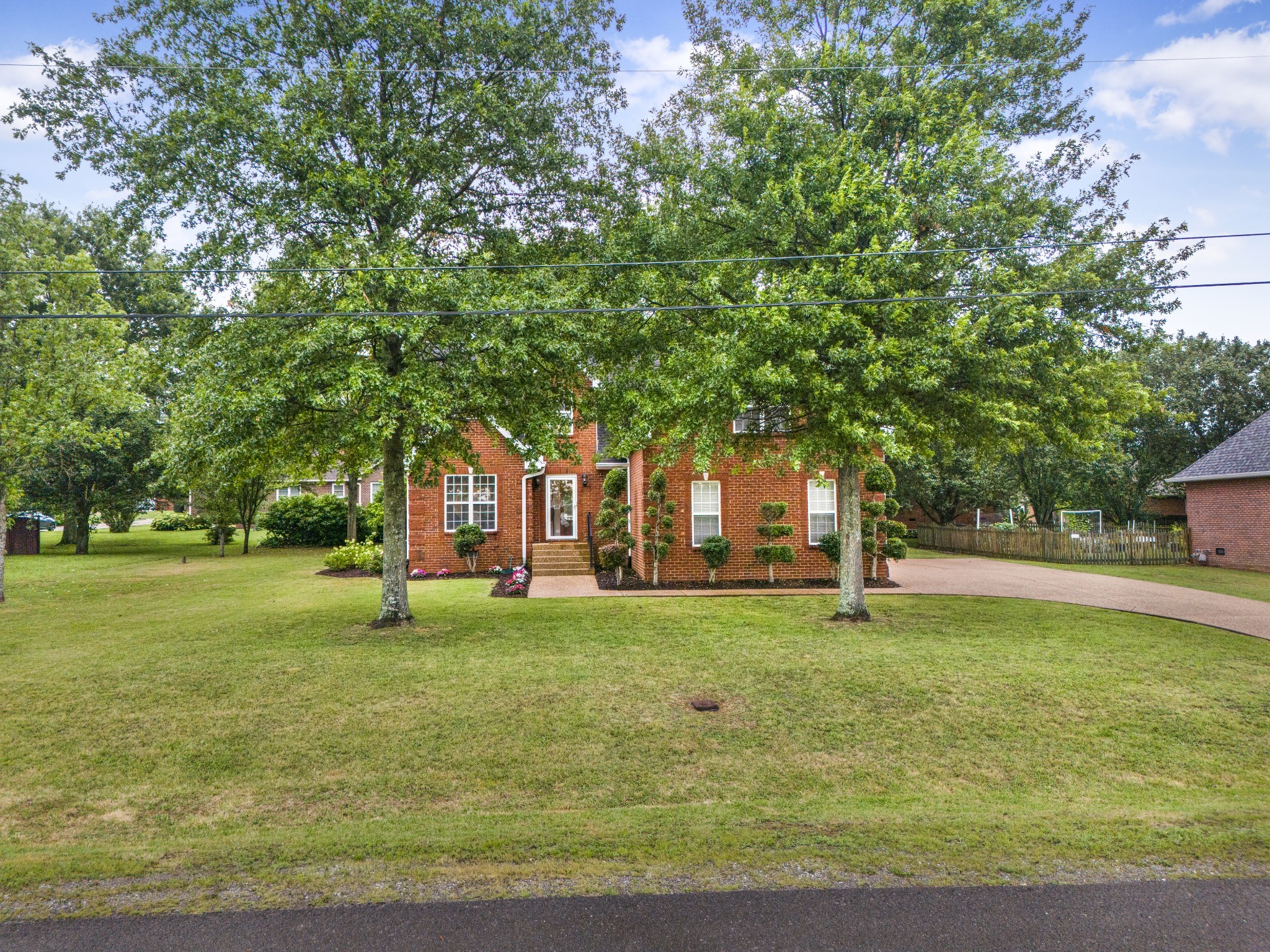 306 Chestnut Ln