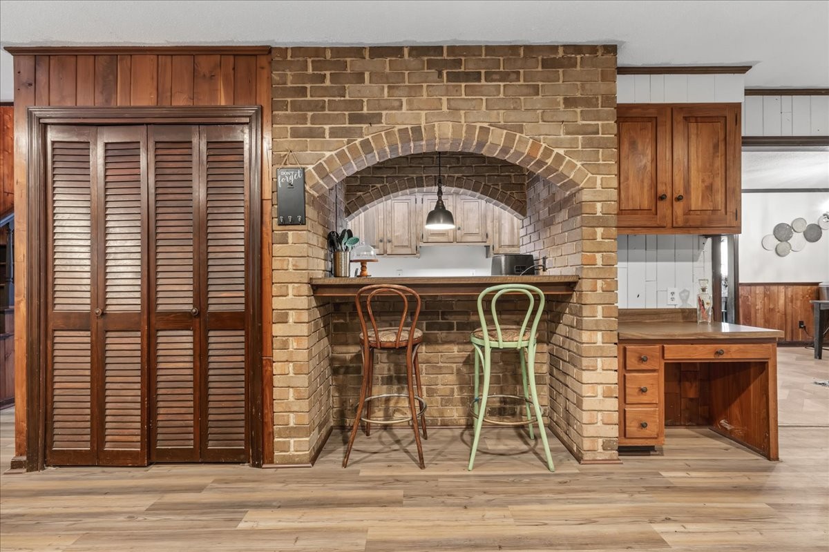 1505 Brentwood Dr